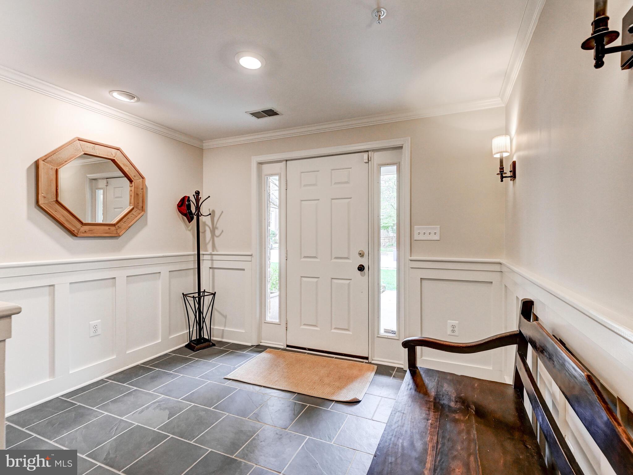 SUMMIT CHASE - Residential