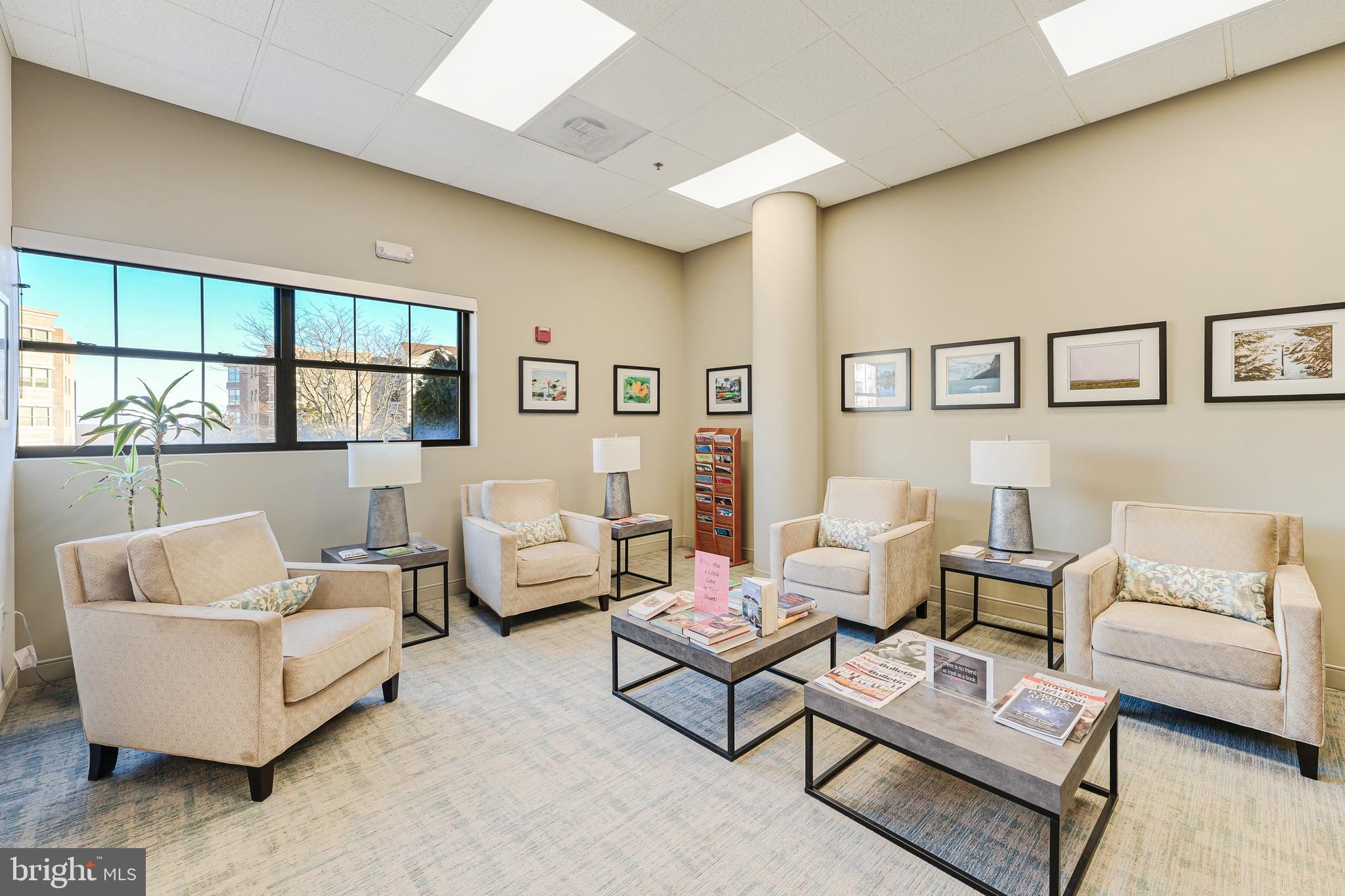 THE VISTAS AT LANSDOWNE - Residential