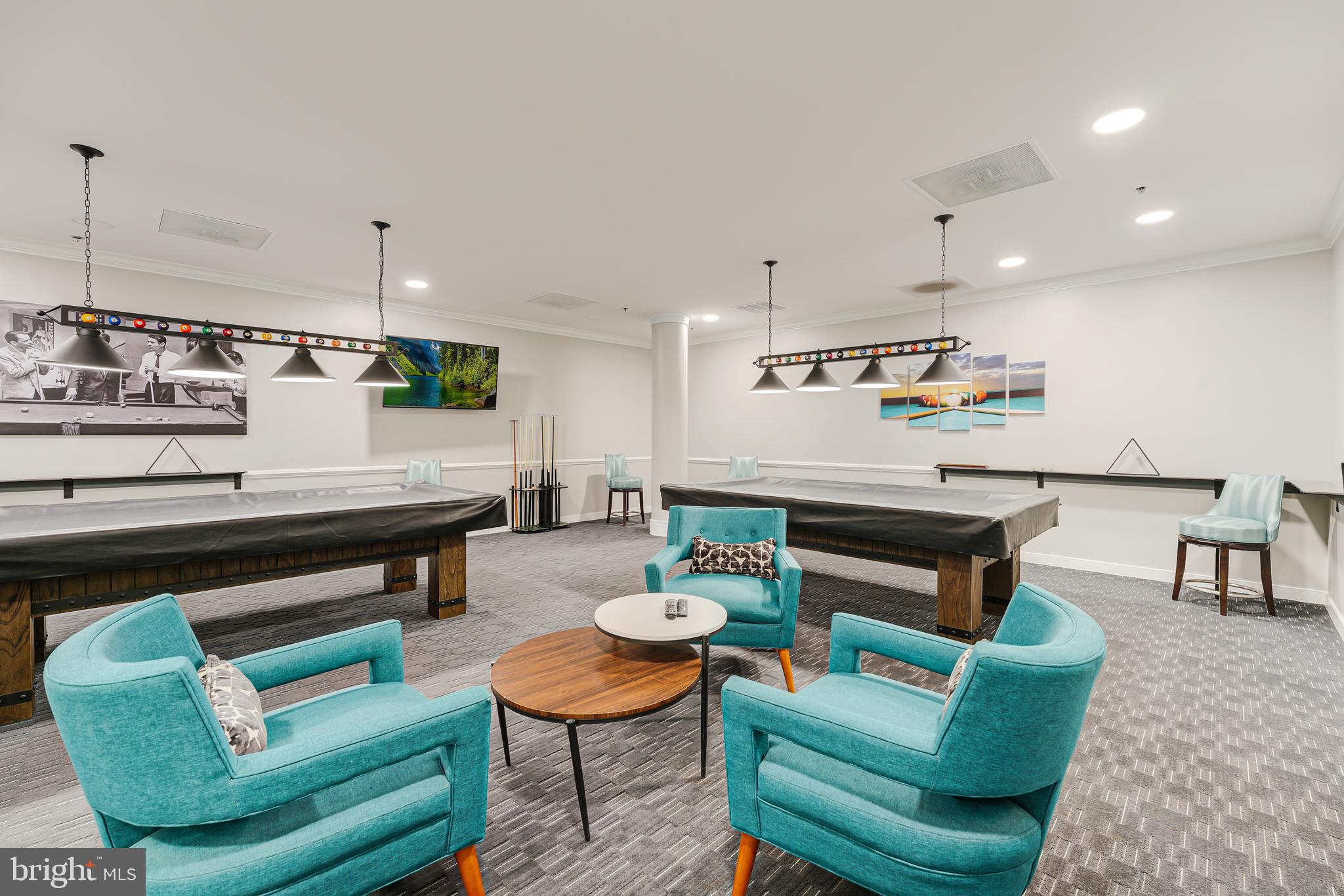 THE VISTAS AT LANSDOWNE - Residential