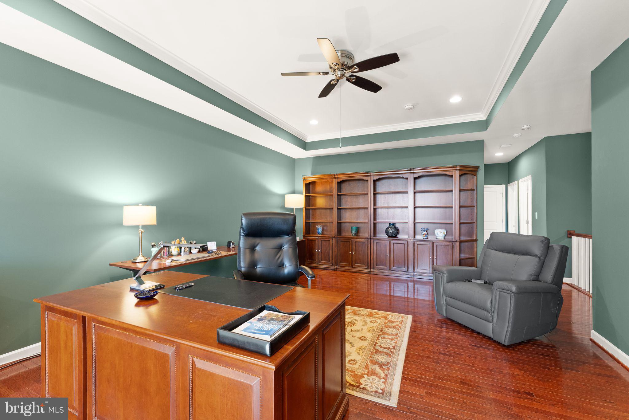 THE VISTAS AT LANSDOWNE - Residential