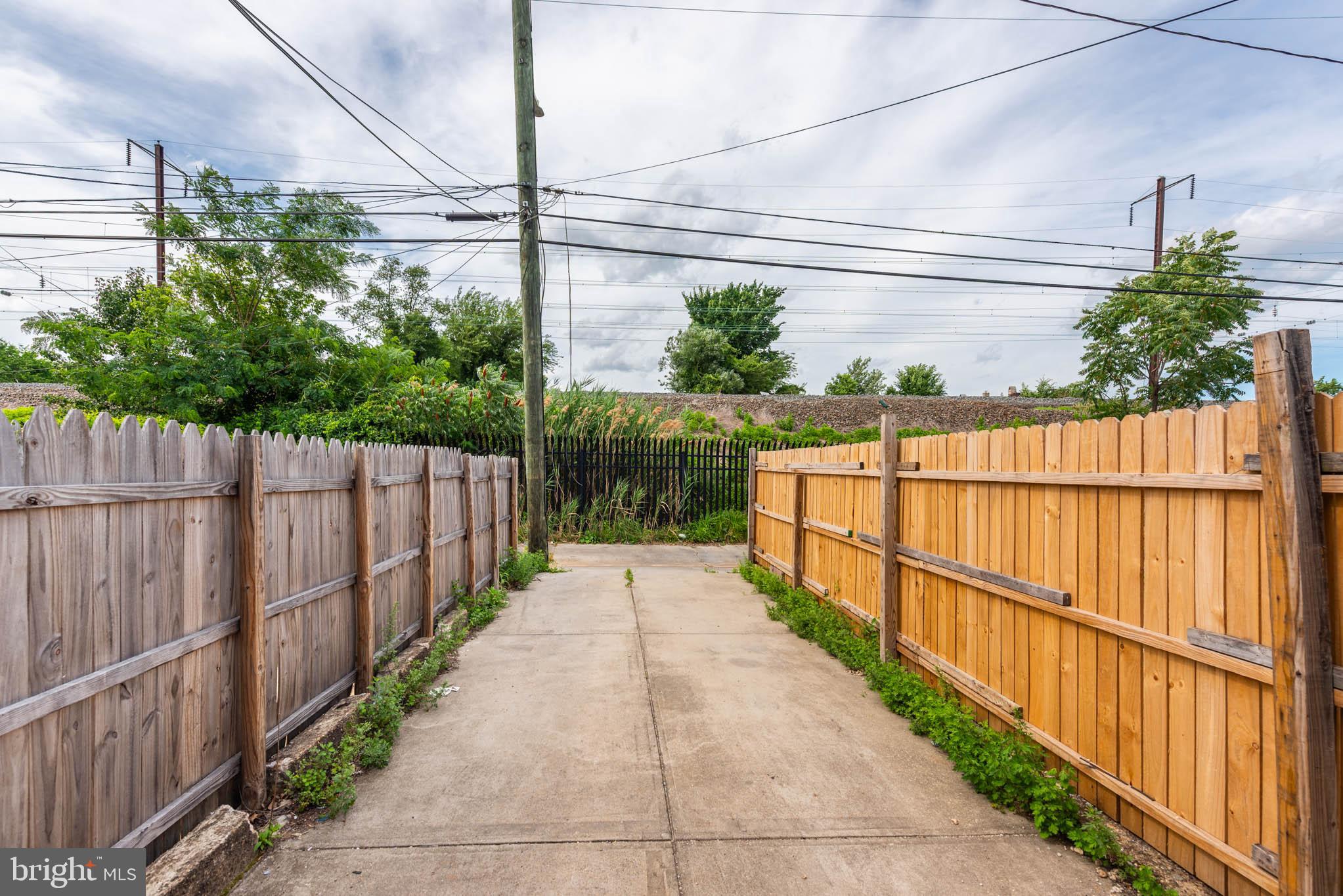 MCELDERRY PARK - Residential
