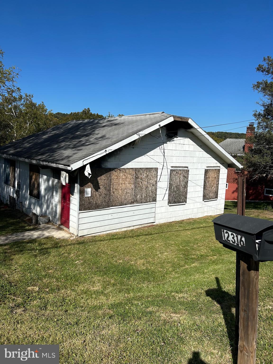 EVITTS DALE VILLA - Residential