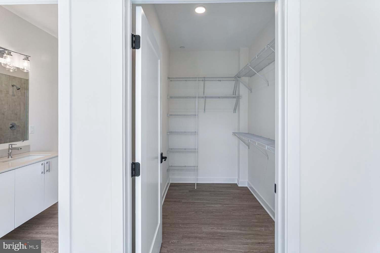 OLD TOWN NORTH - Residential Lease