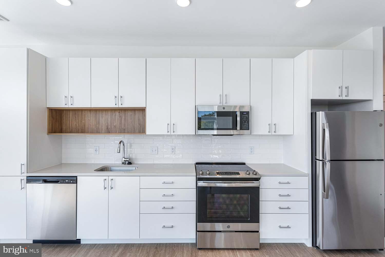 OLD TOWN NORTH - Residential Lease