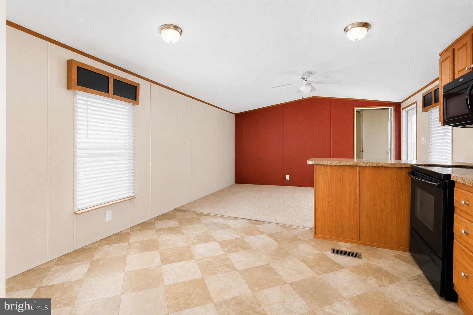 RIO VISTA PLAZA - Residential