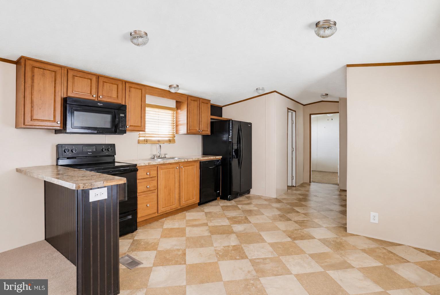 RIO VISTA PLAZA - Residential