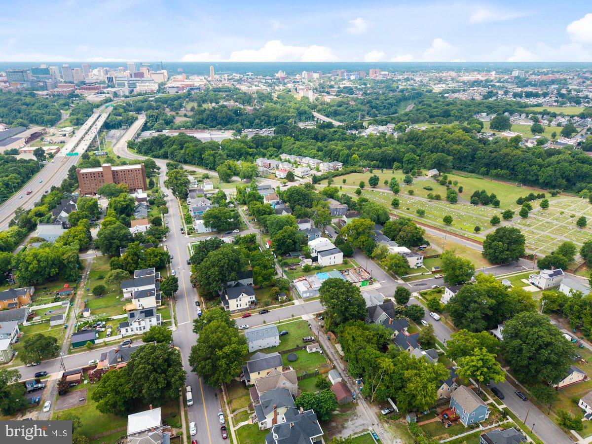 CHESTNUT HILLS - Residential