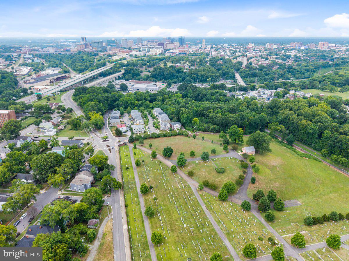 CHESTNUT HILLS - Residential