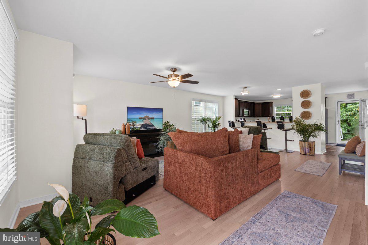 CHESTNUT HILLS - Residential