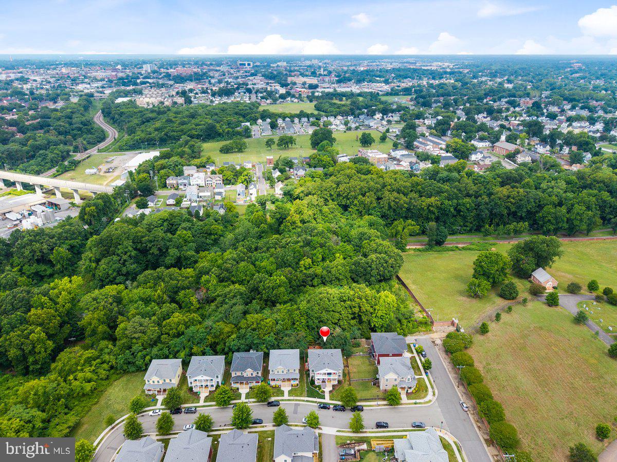 CHESTNUT HILLS - Residential