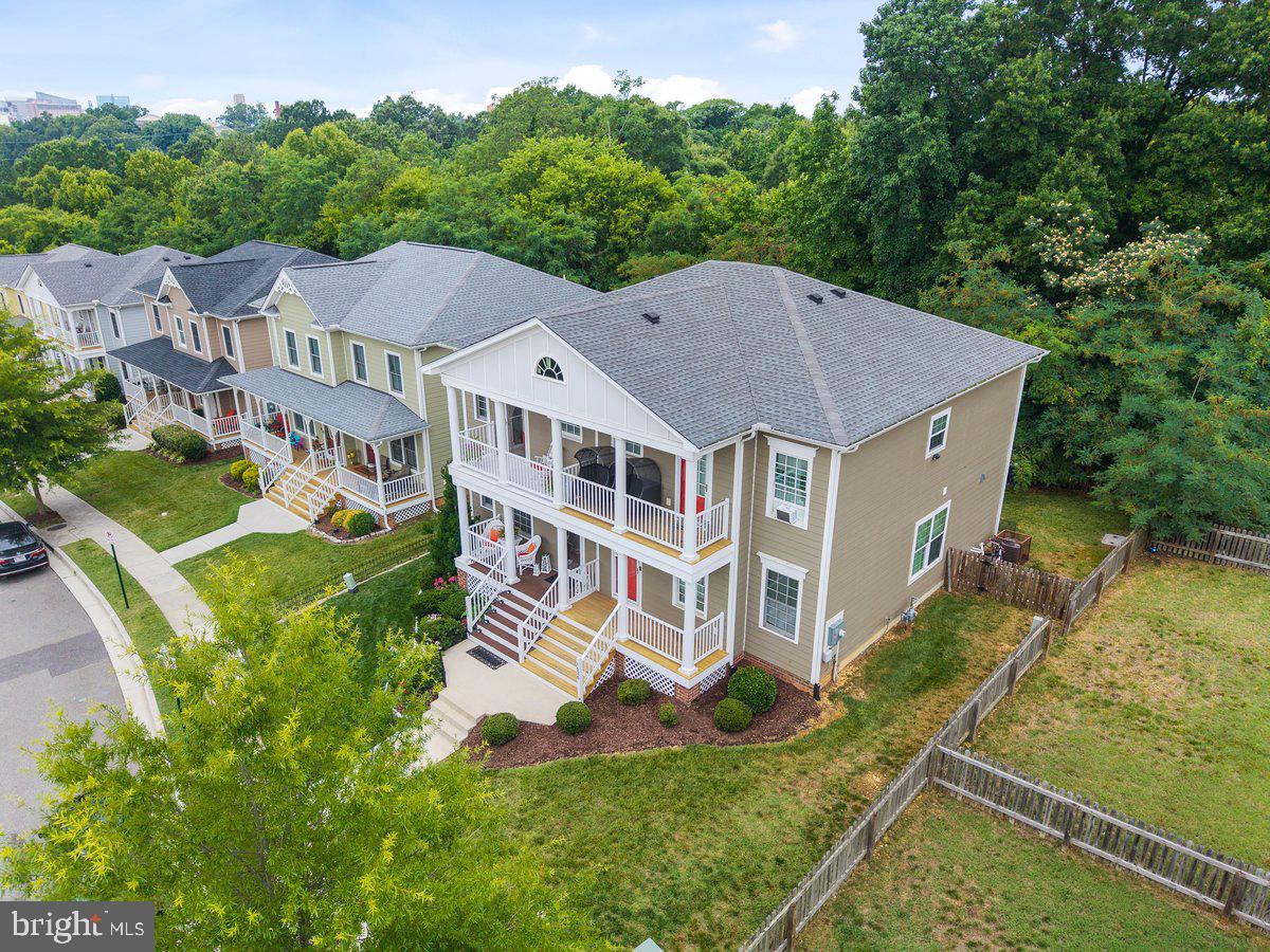 CHESTNUT HILLS - Residential