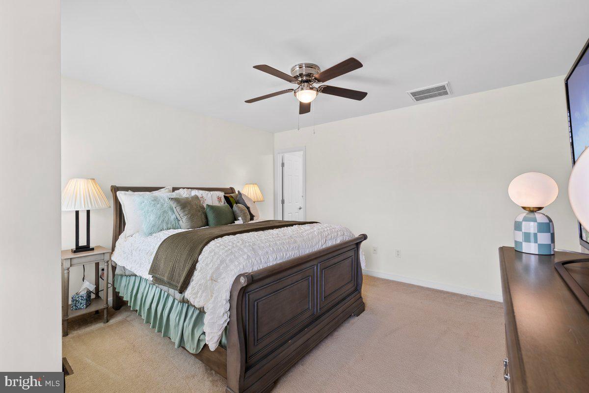 CHESTNUT HILLS - Residential