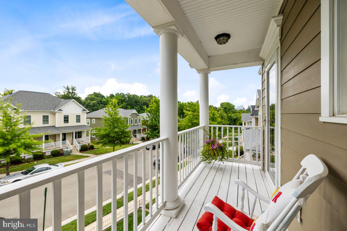 CHESTNUT HILLS - Residential