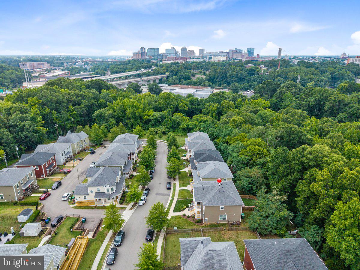 CHESTNUT HILLS - Residential