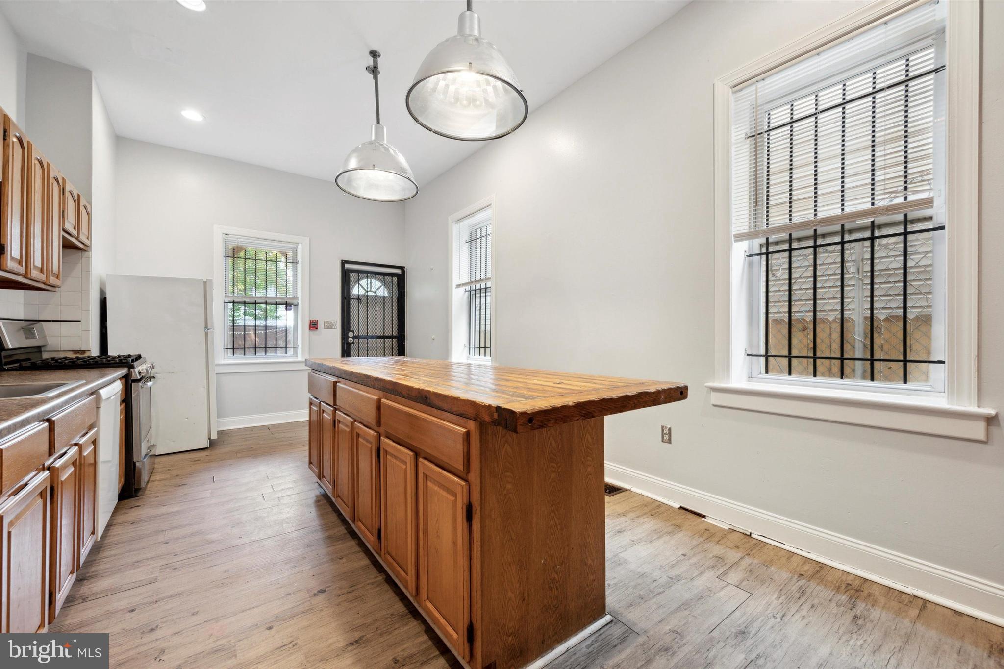 TEMPLE UNIVERSITY - Residential