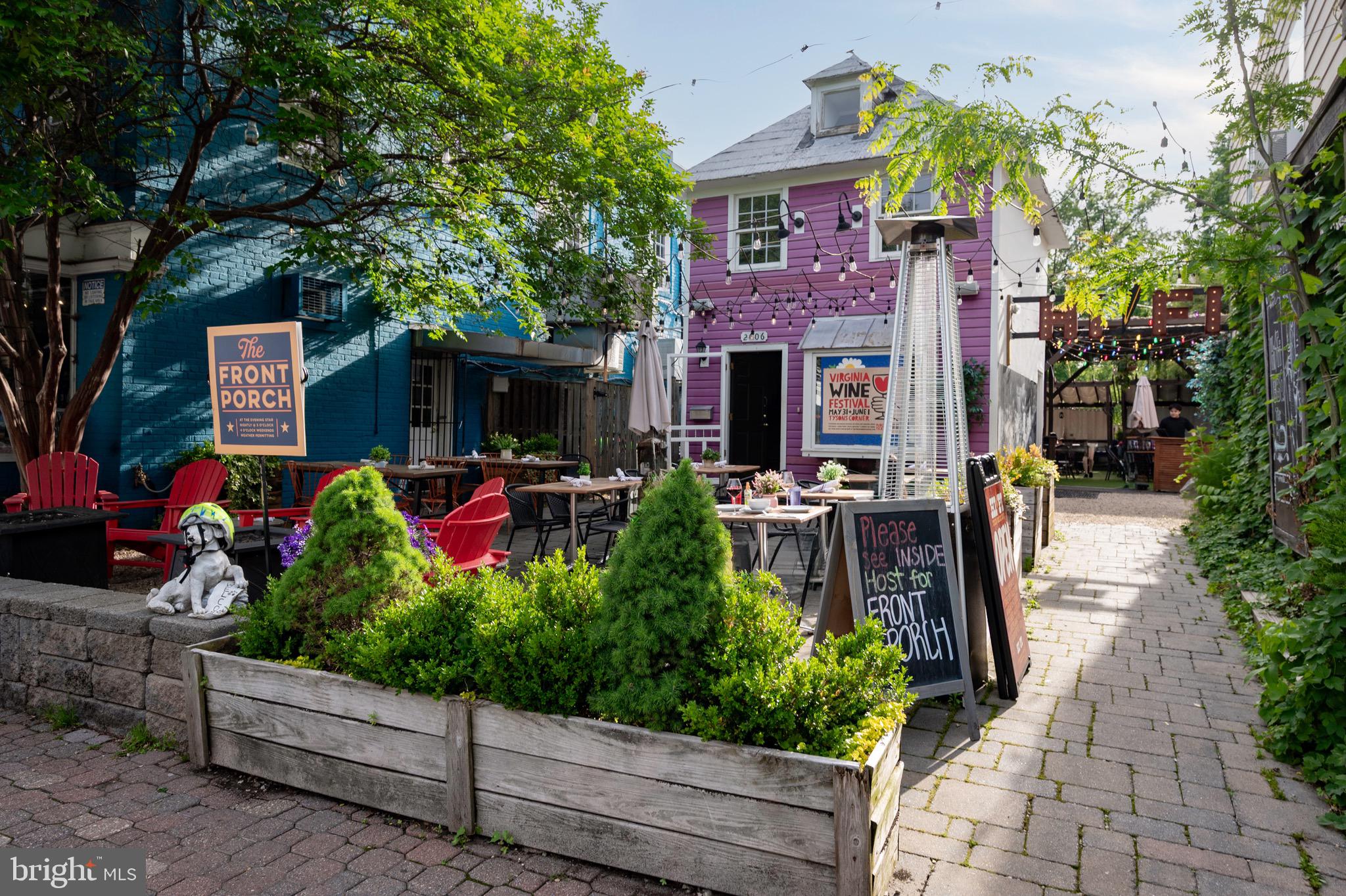 WARWICK VILLAGE - Residential Lease