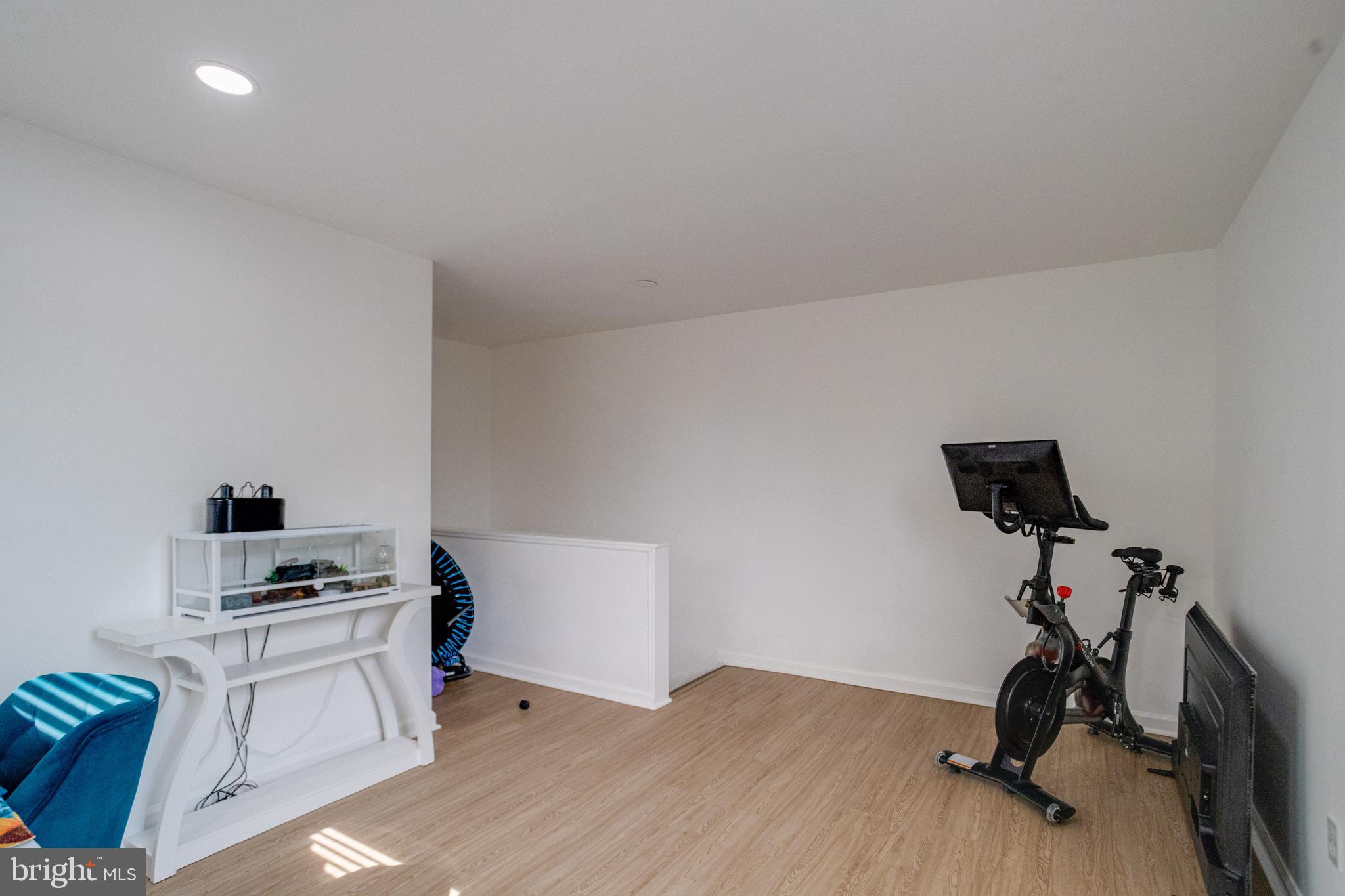 OLIVER - Residential