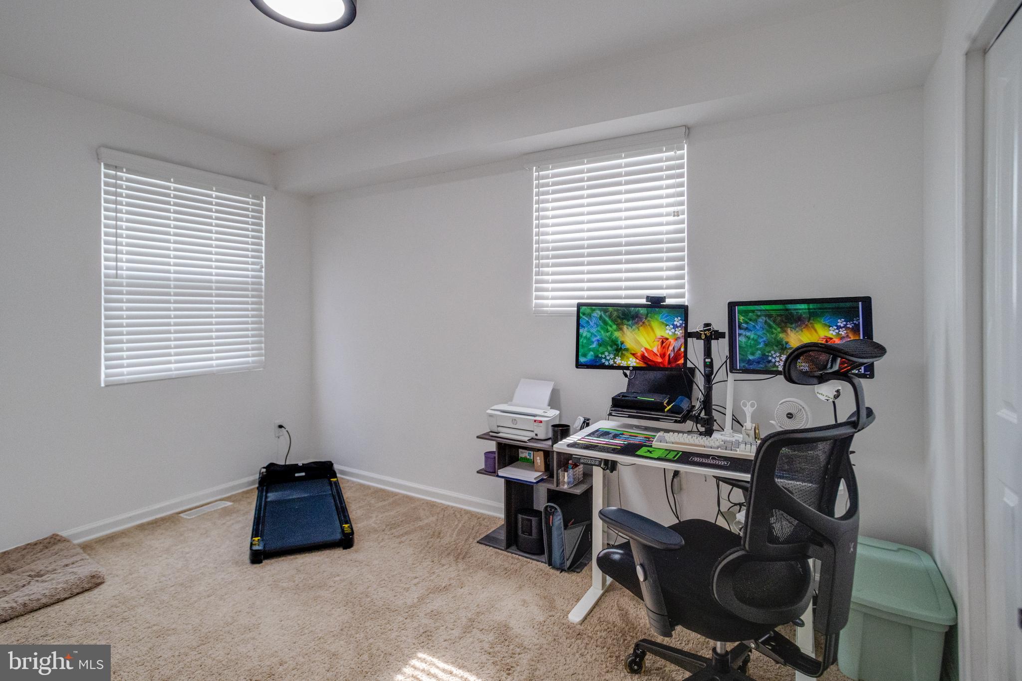 OLIVER - Residential
