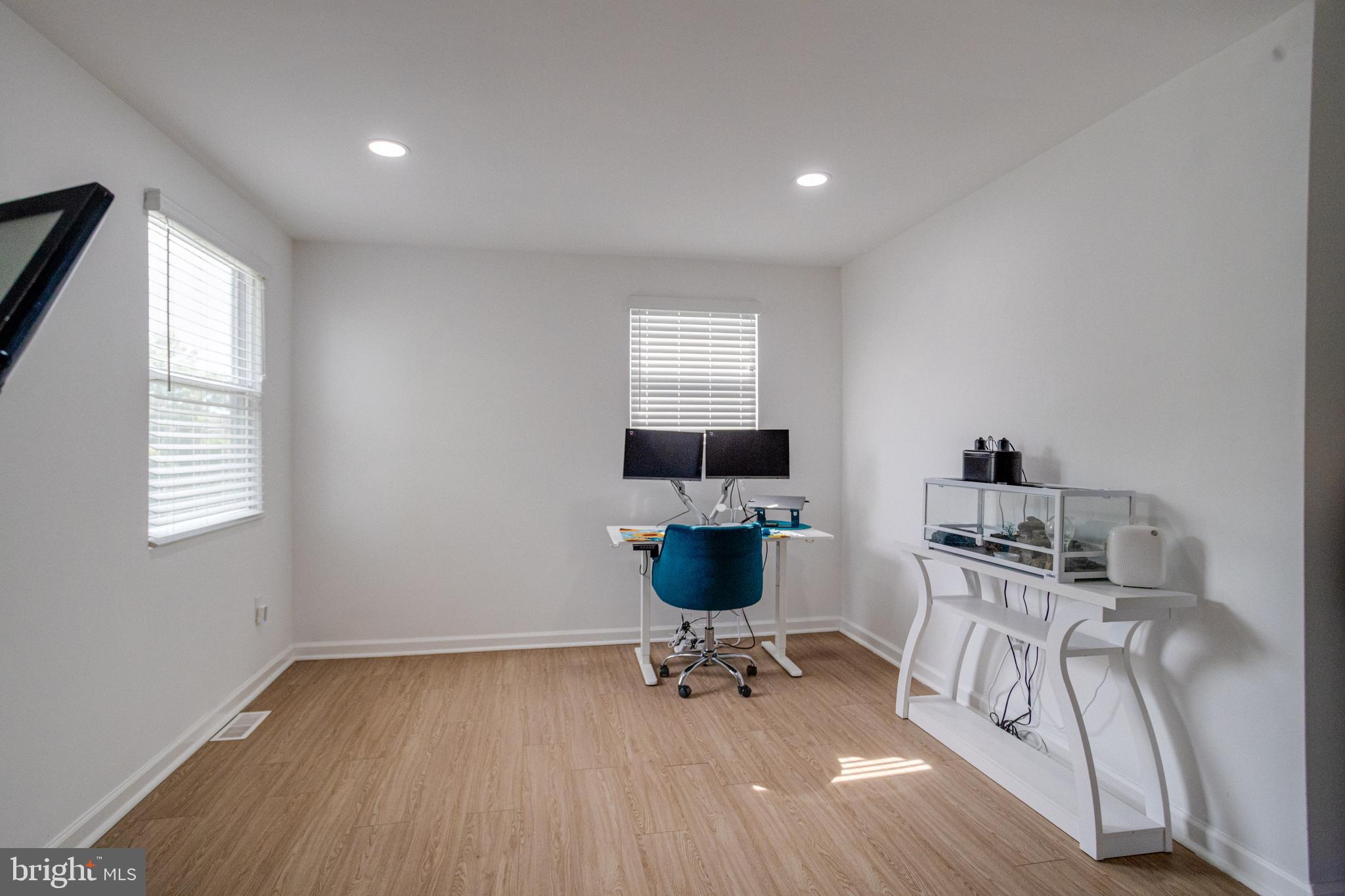OLIVER - Residential