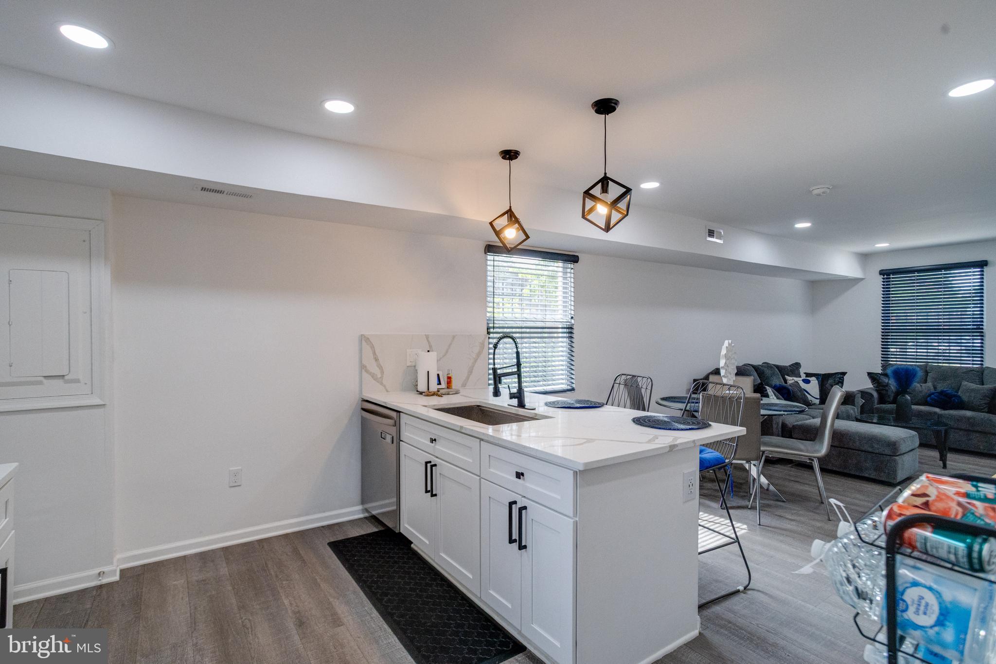 OLIVER - Residential