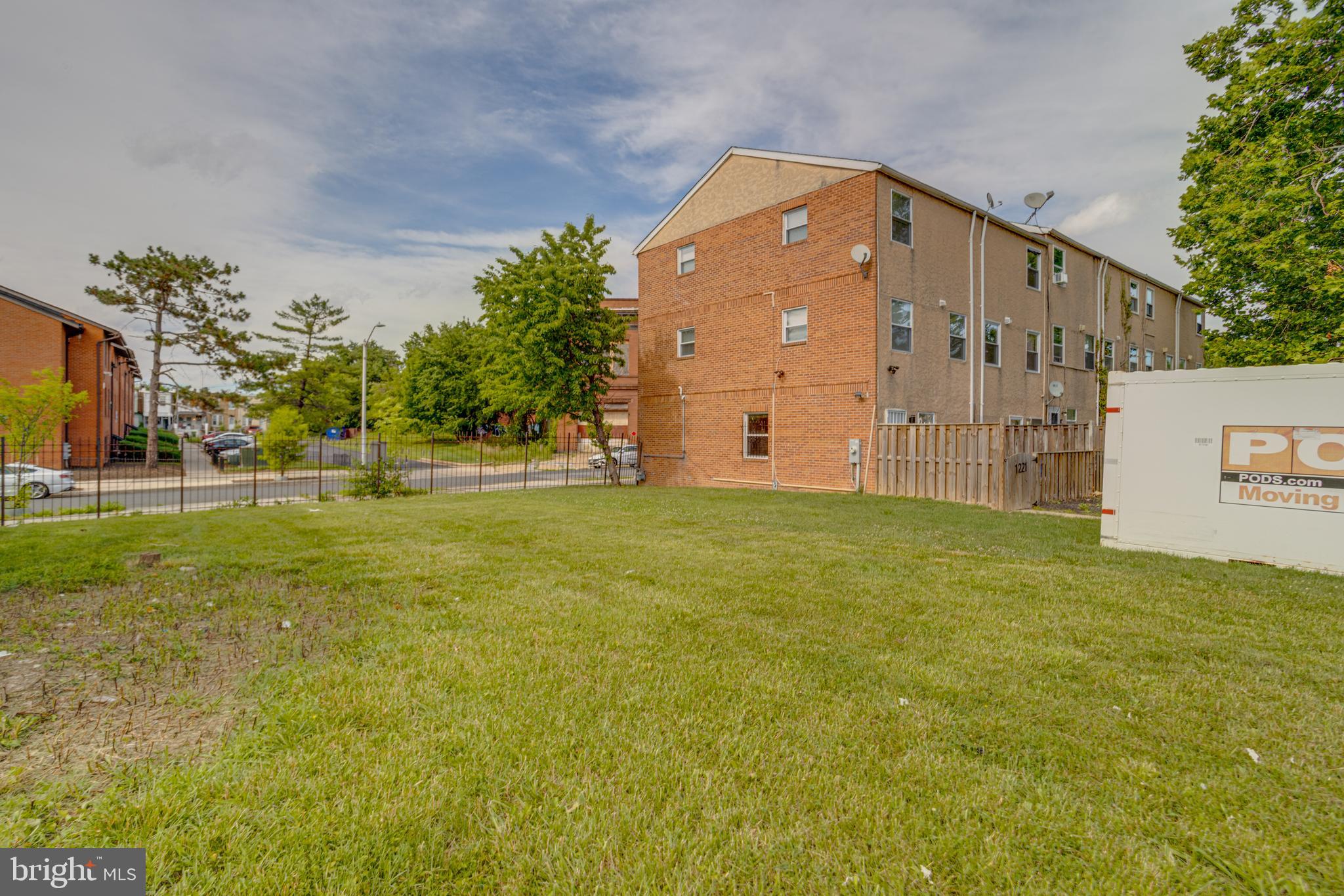 OLIVER - Residential