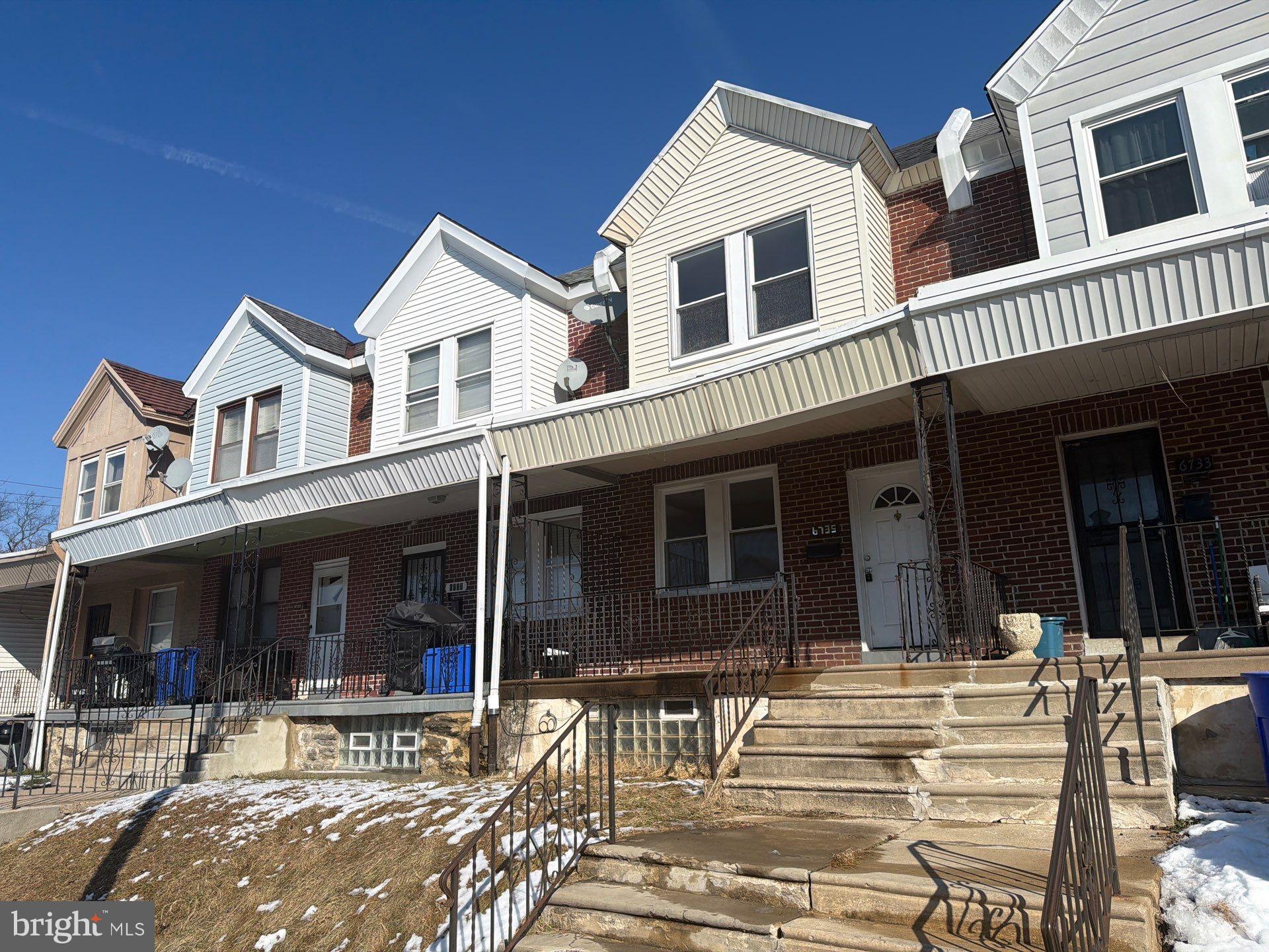 WEST OAK LANE - Residential