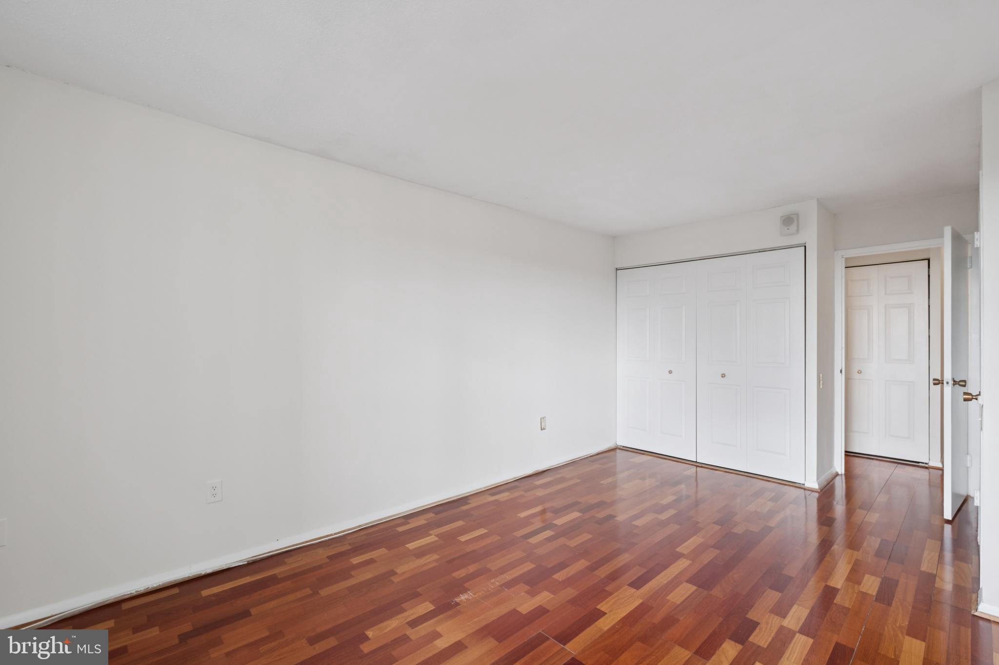 AVENUE OF THE ARTS - Residential