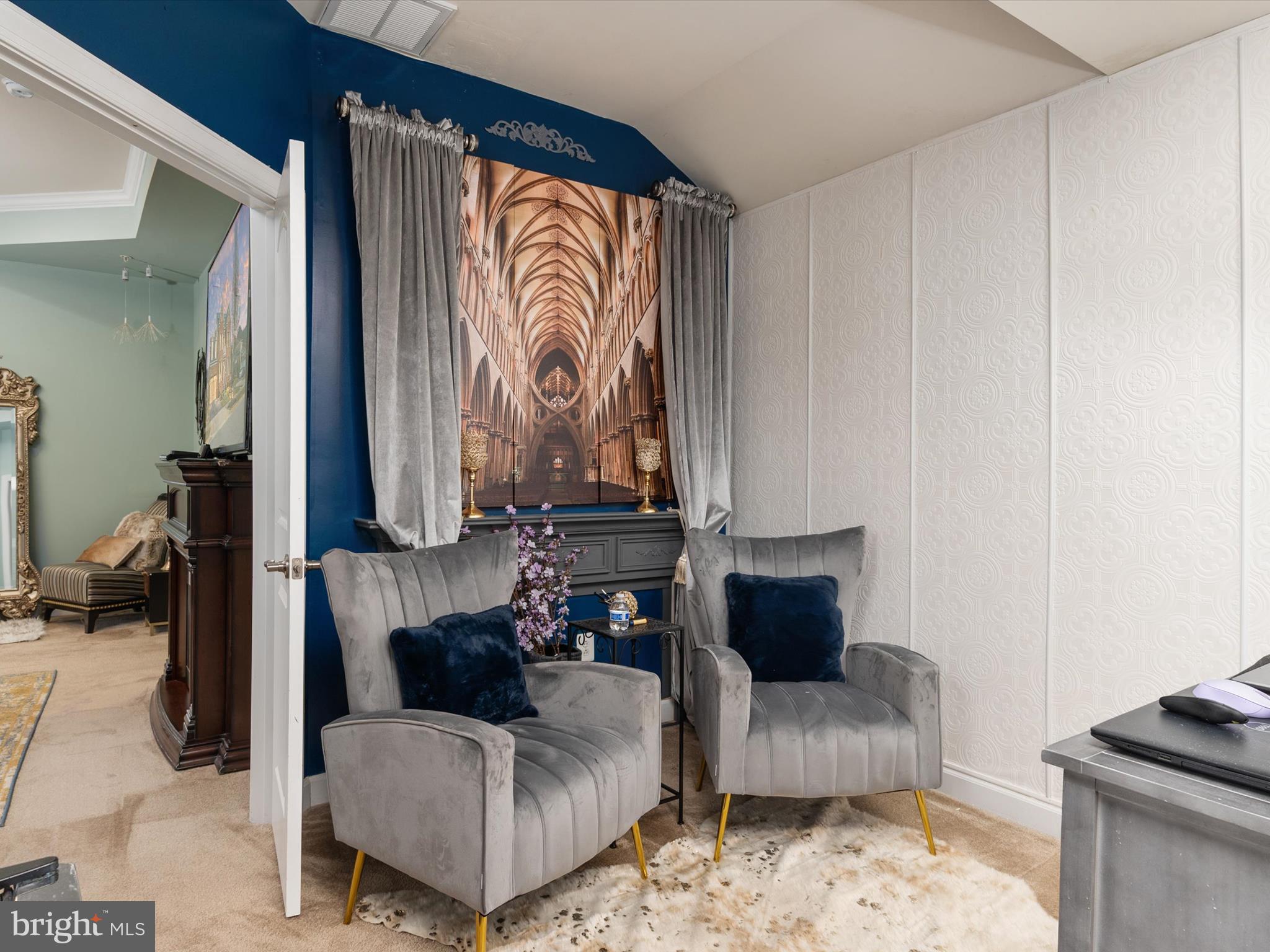 BALMORAL-PLAT 10> - Residential