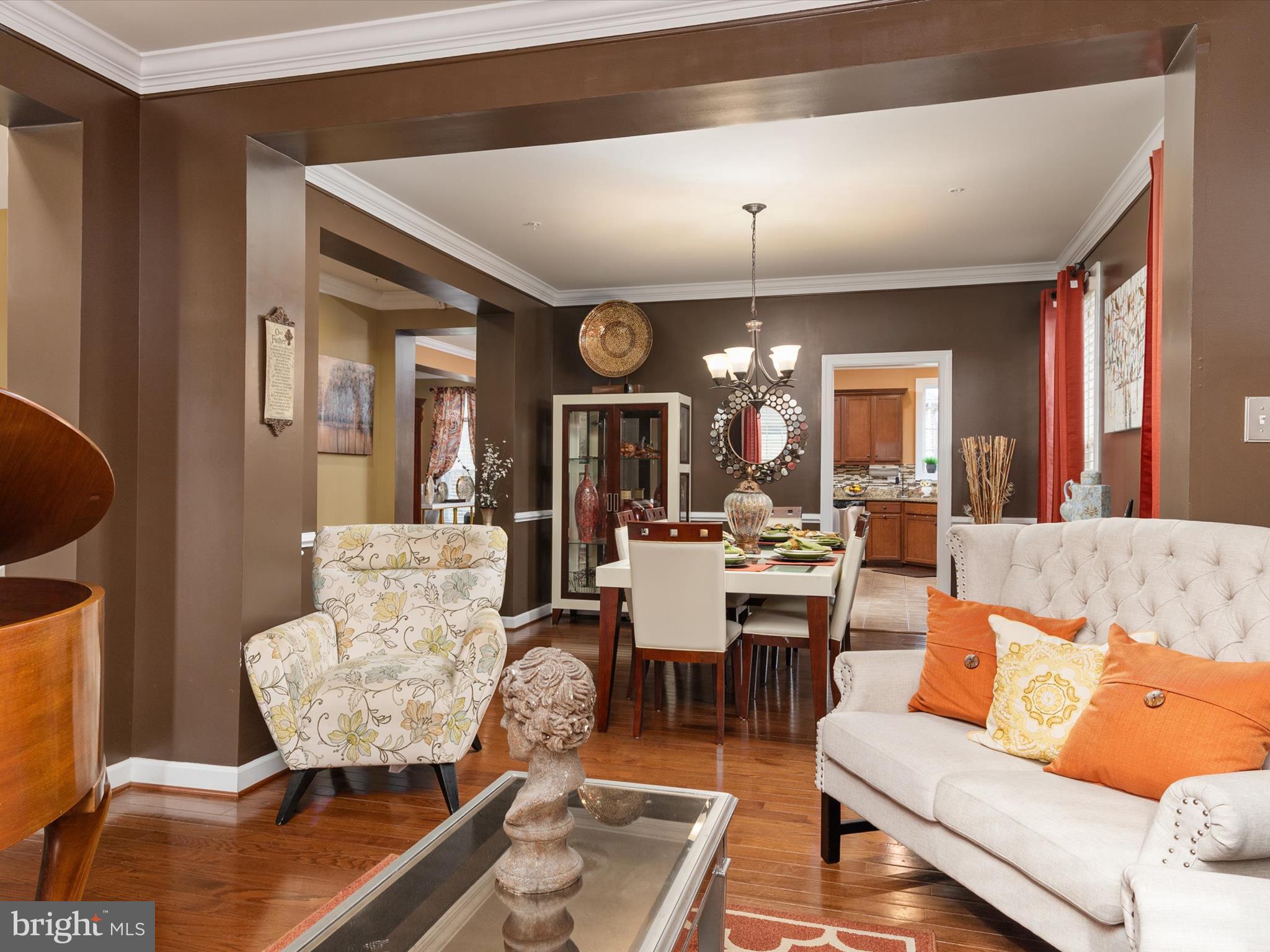 BALMORAL-PLAT 10> - Residential