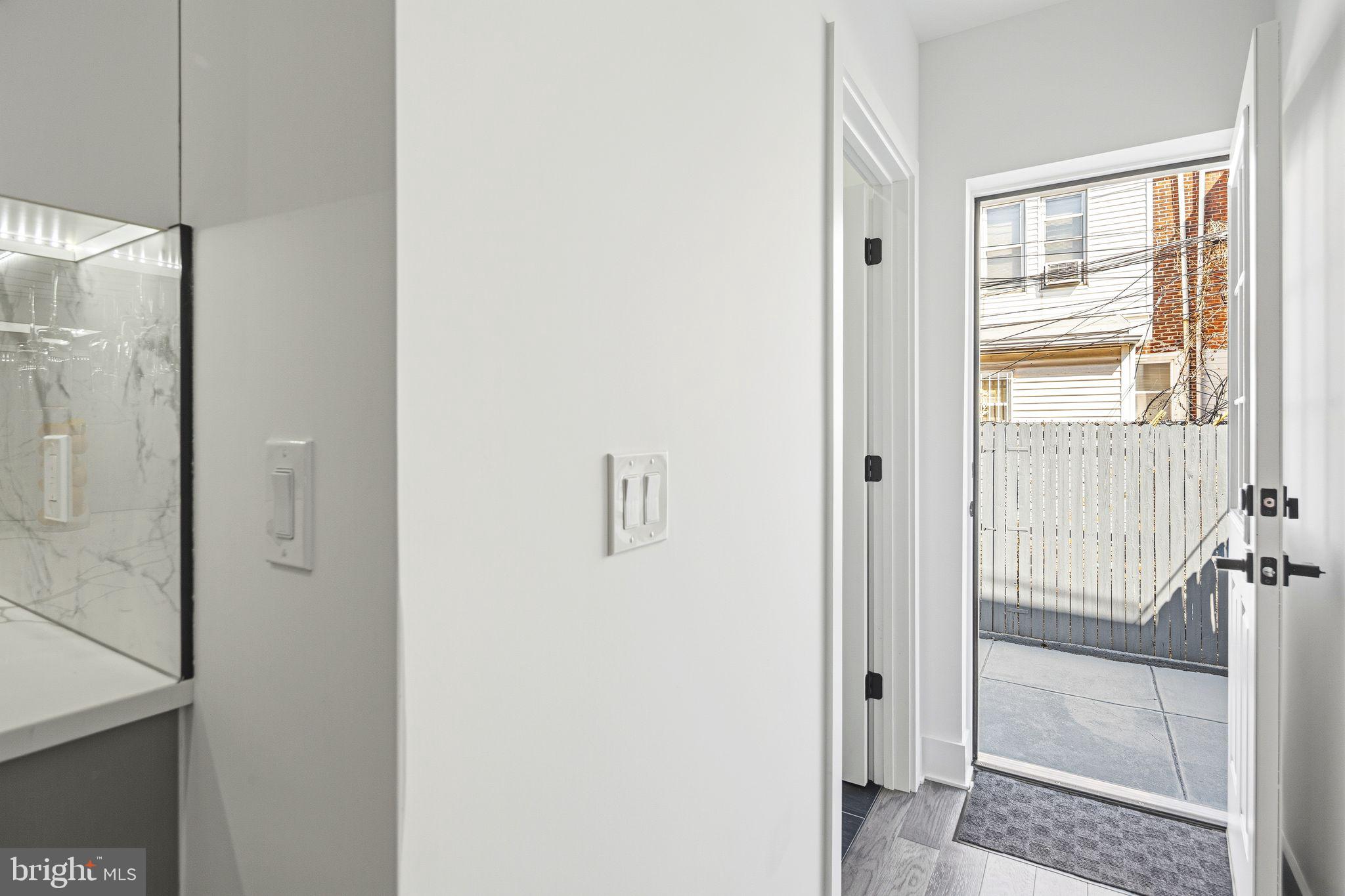 PORT RICHMOND - Residential