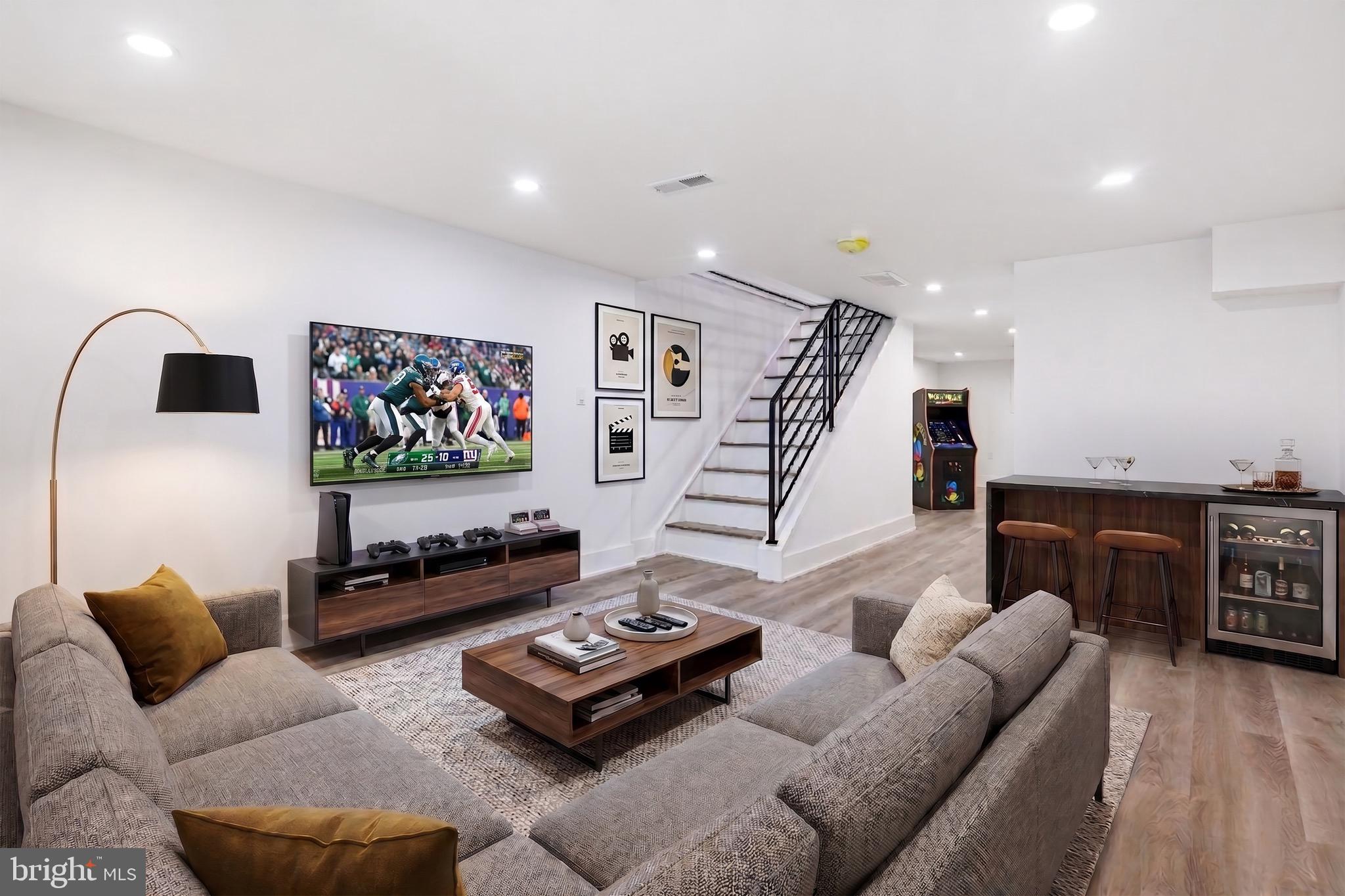 PORT RICHMOND - Residential