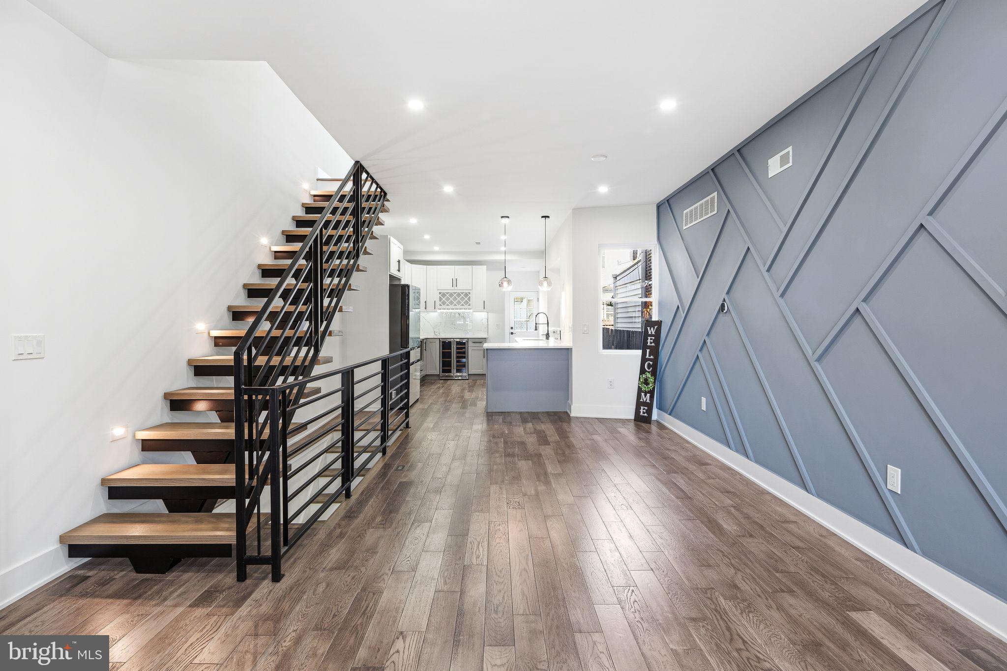 PORT RICHMOND - Residential