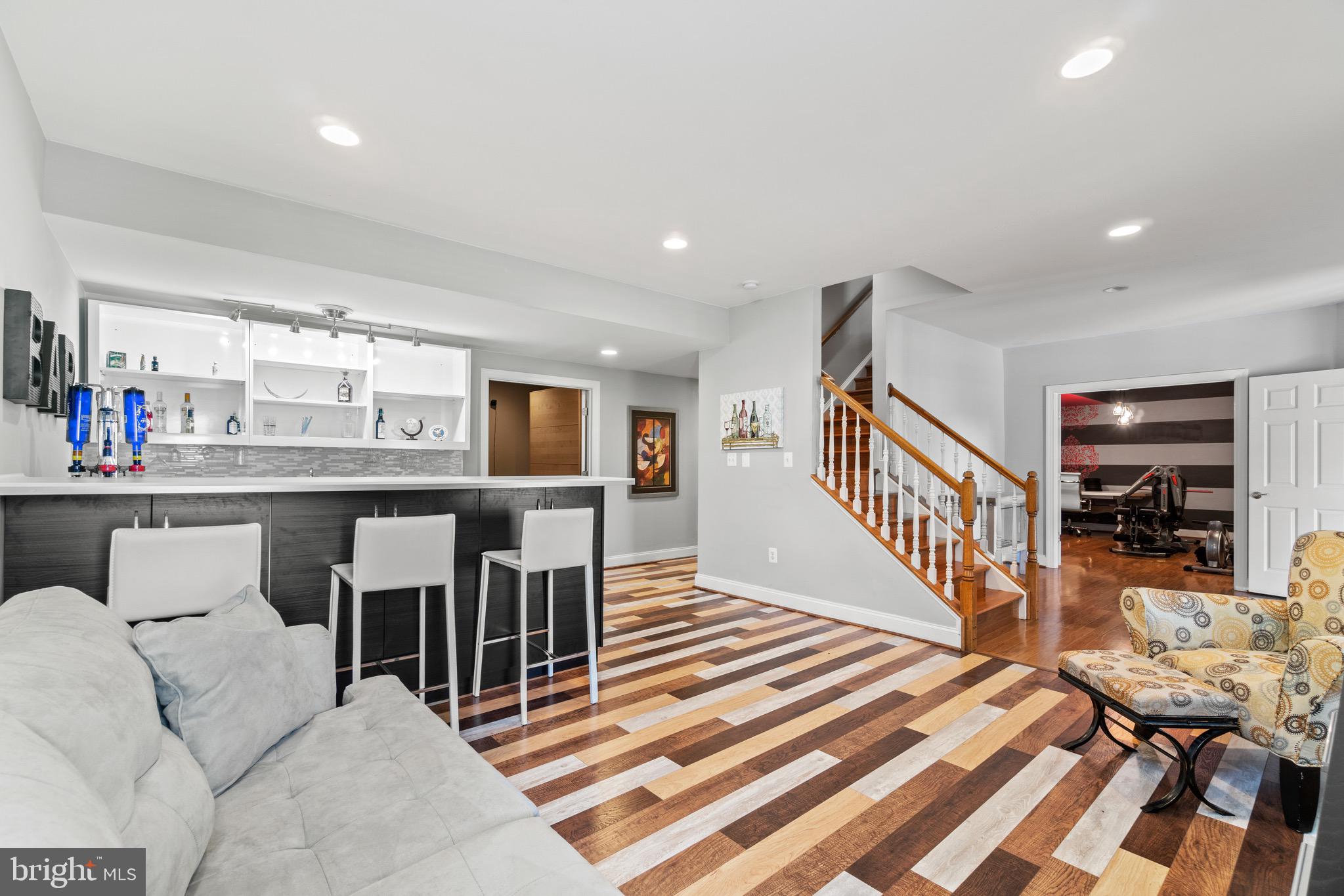 PORT POTOMAC - Residential