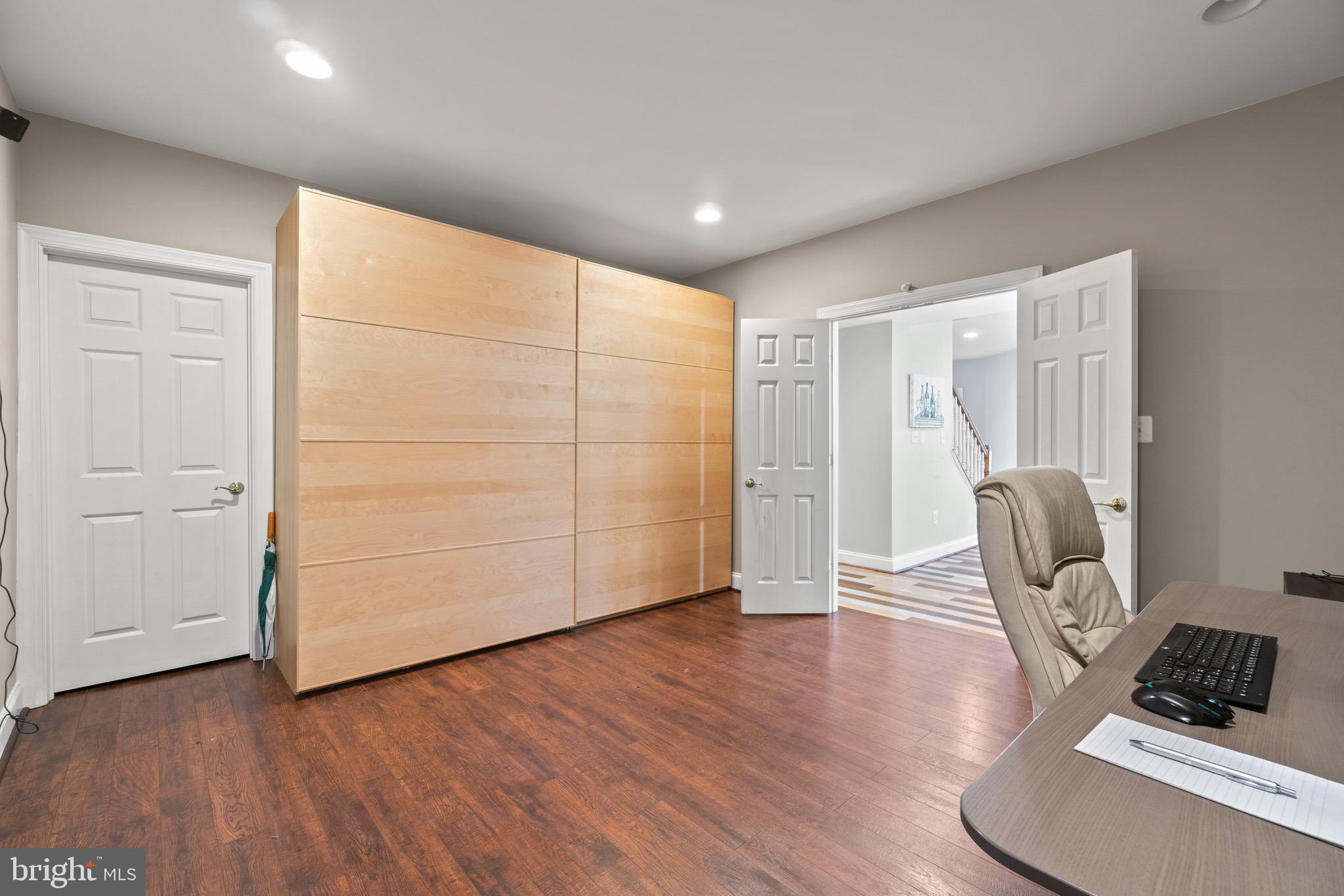 PORT POTOMAC - Residential