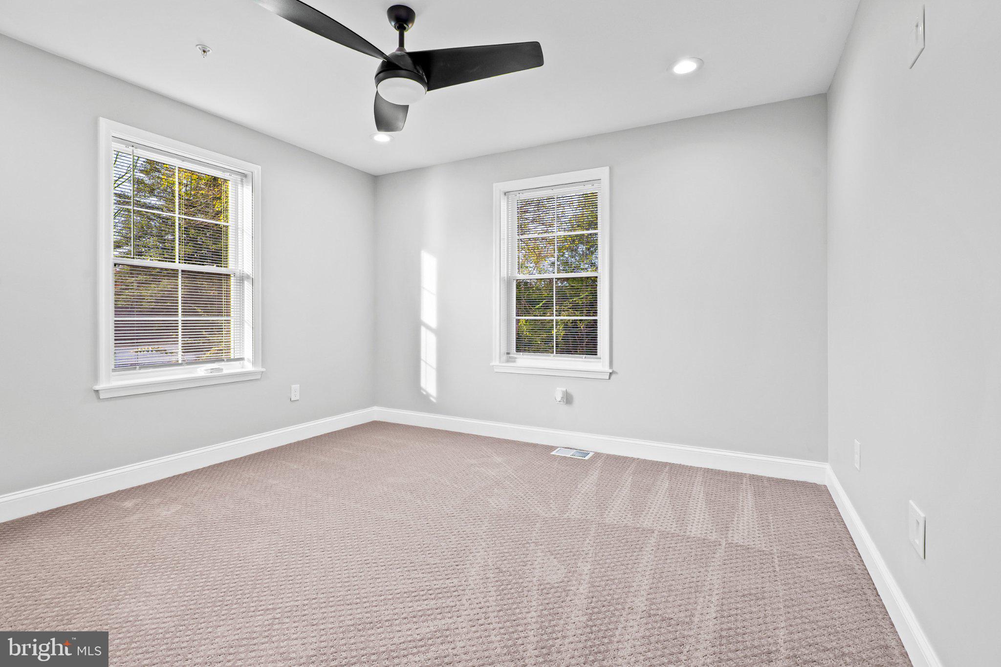 BUCKINGHAM VIEW - Residential
