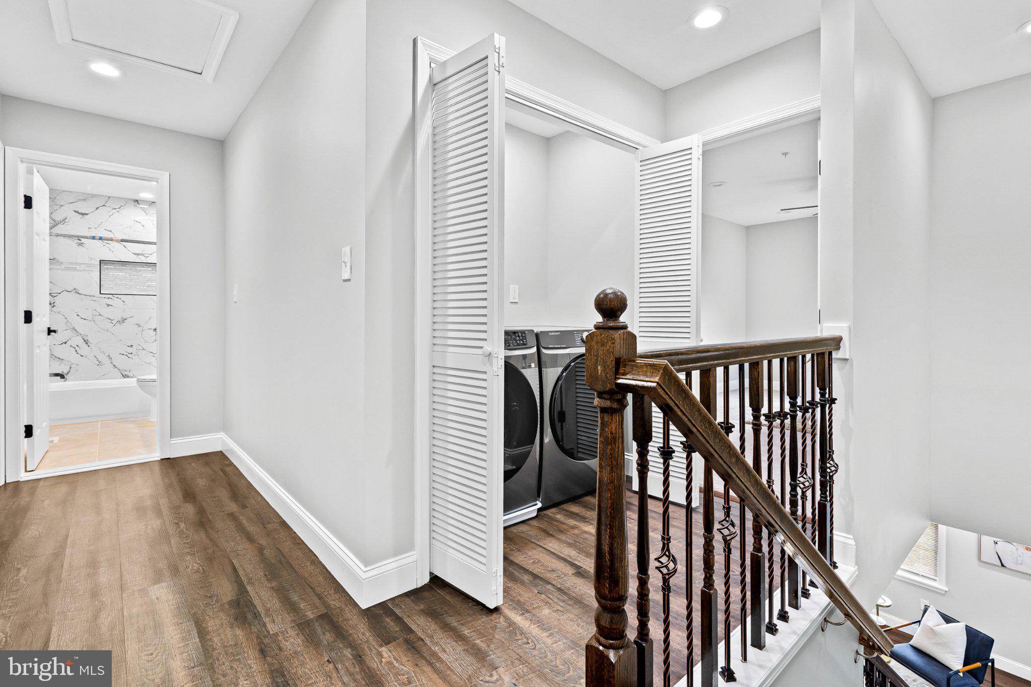 BUCKINGHAM VIEW - Residential