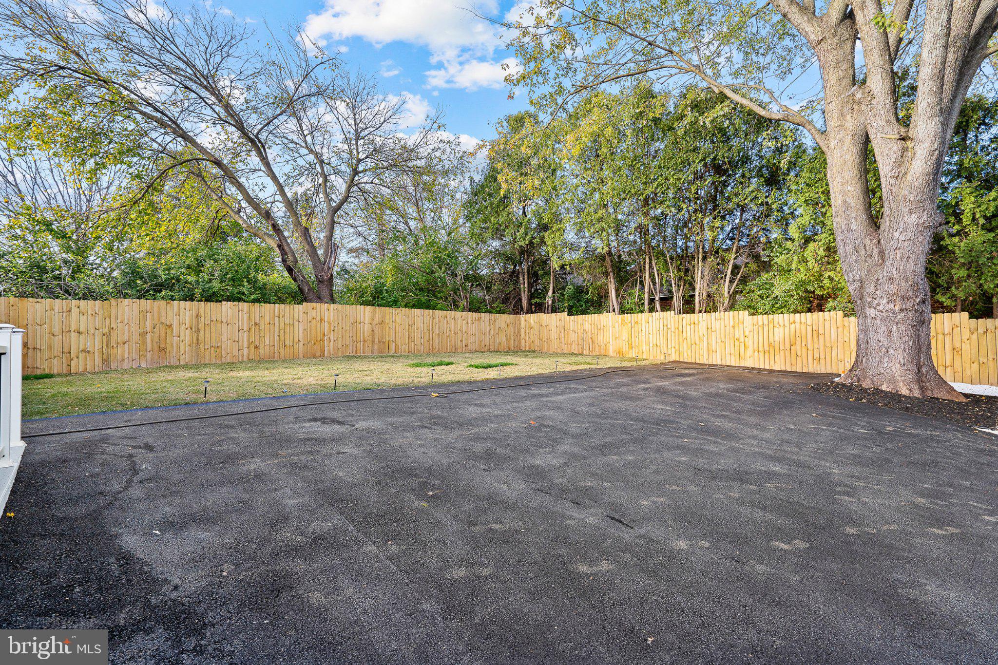 BUCKINGHAM VIEW - Residential