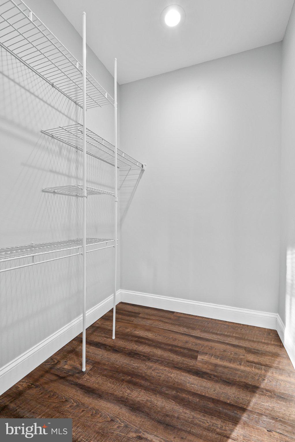 BUCKINGHAM VIEW - Residential