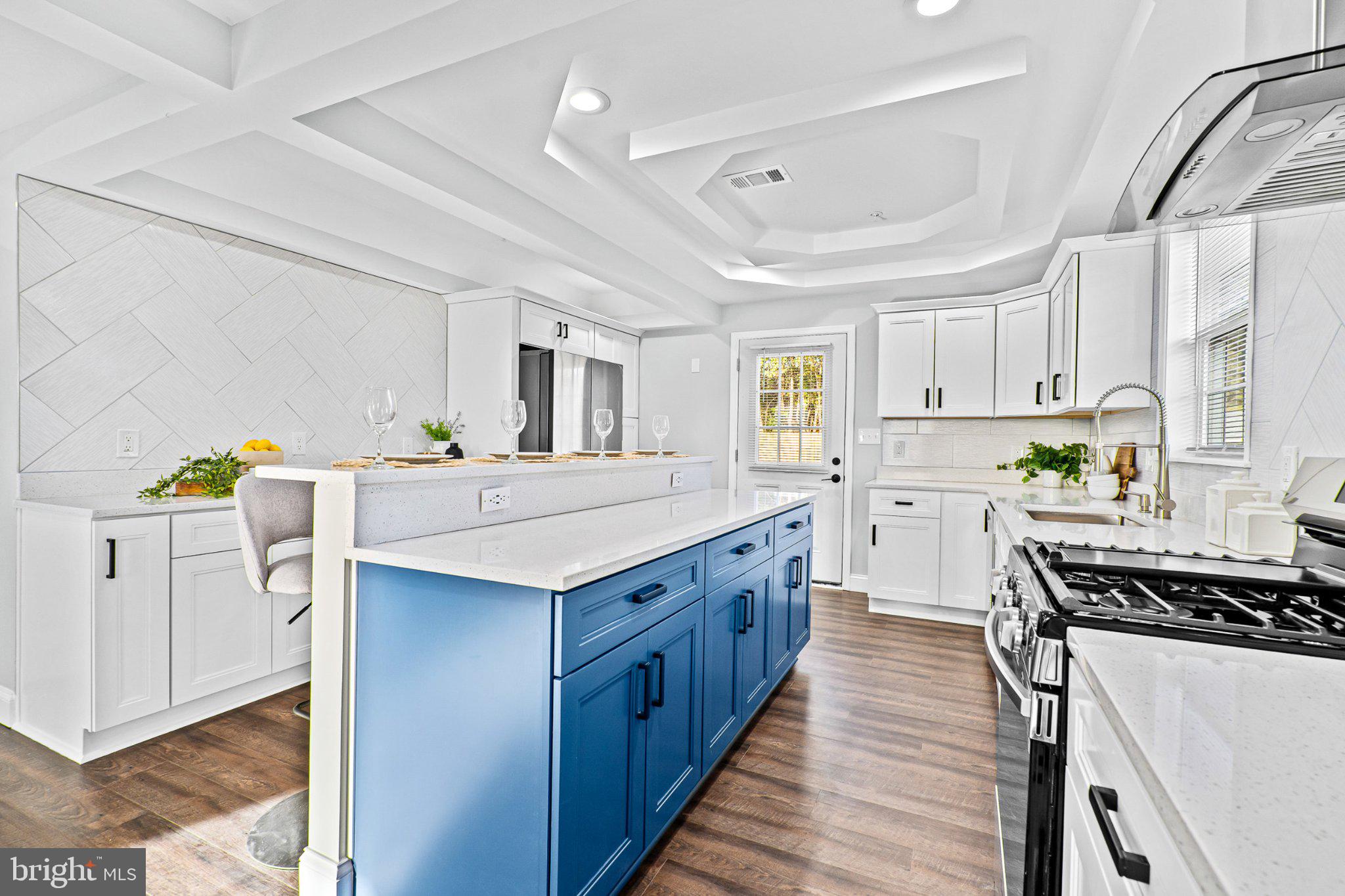 BUCKINGHAM VIEW - Residential