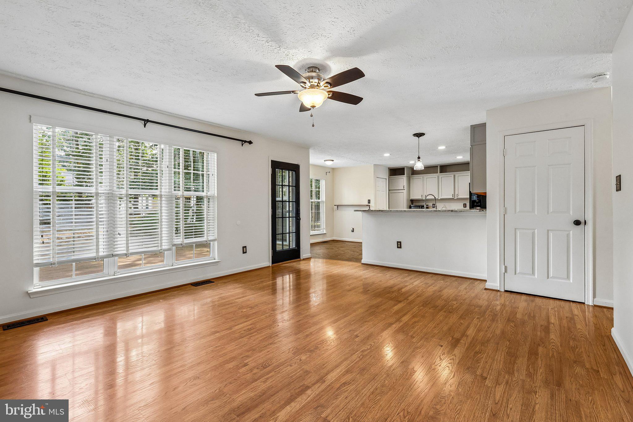 SETTLE WOODS SUB - Residential
