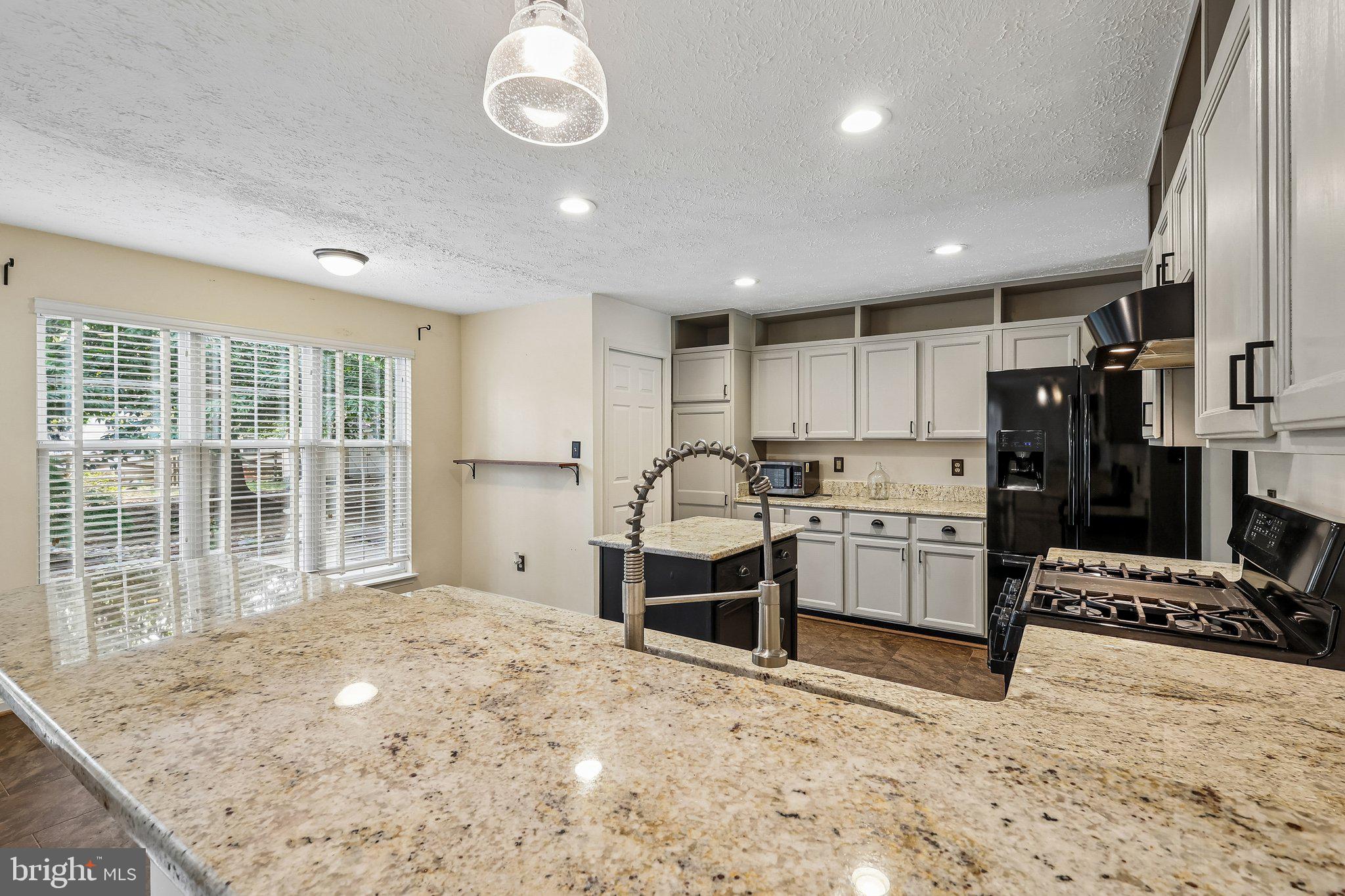 SETTLE WOODS SUB - Residential