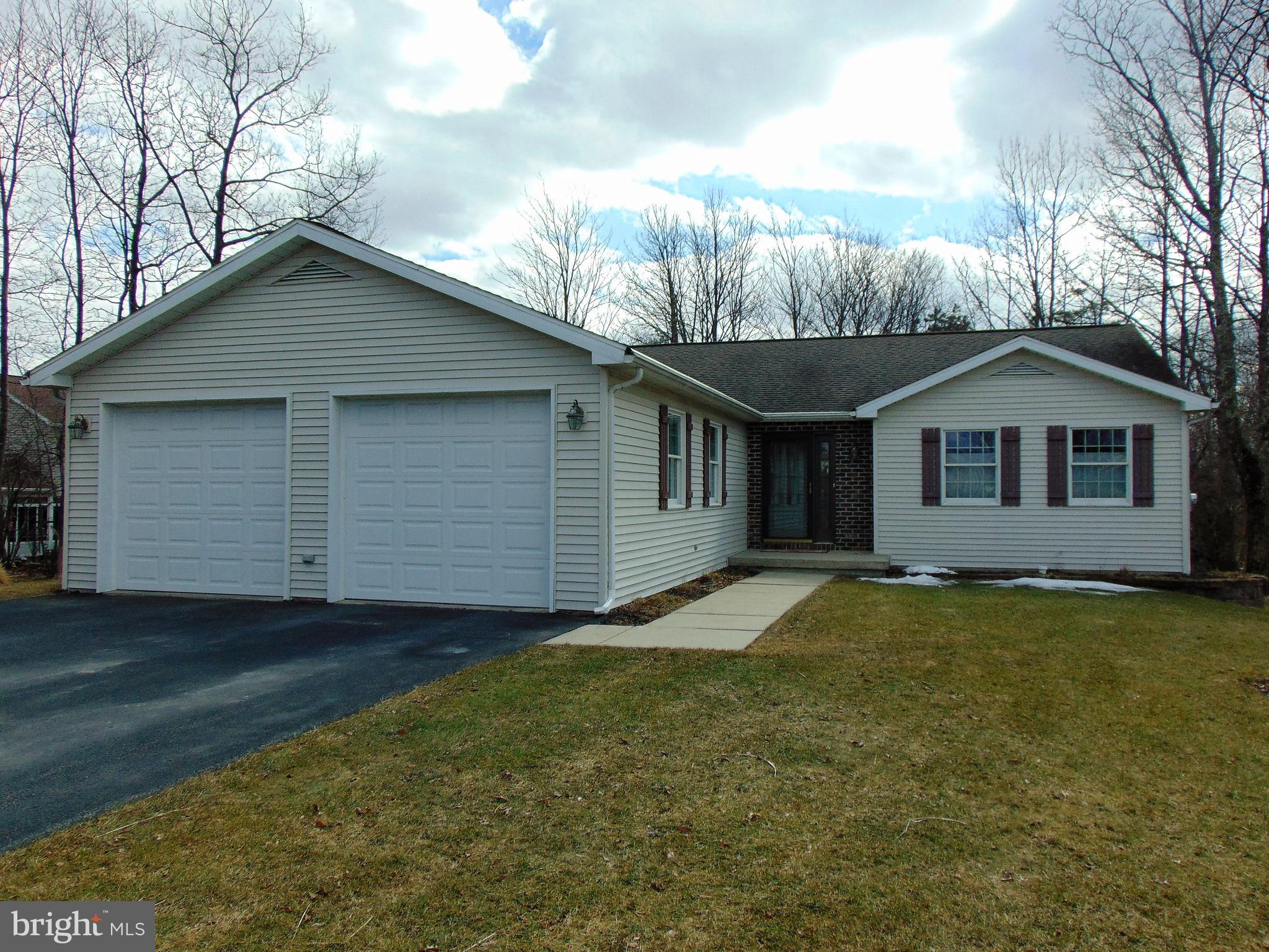 LAUREL RIDGE - Residential