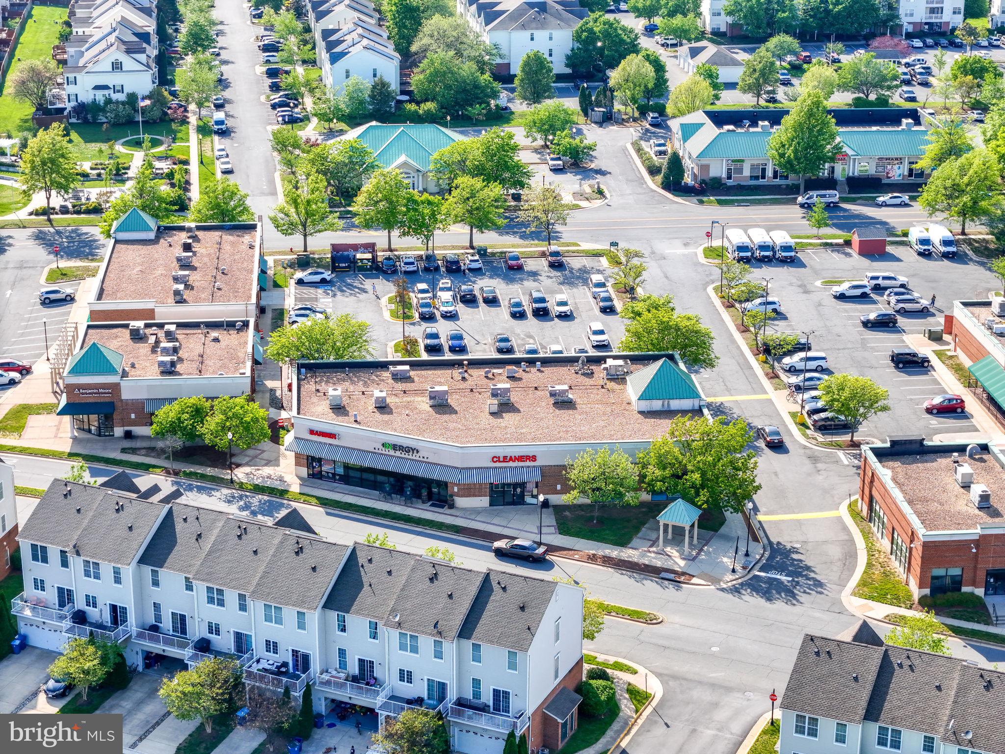 SOUTH RIDING - Residential