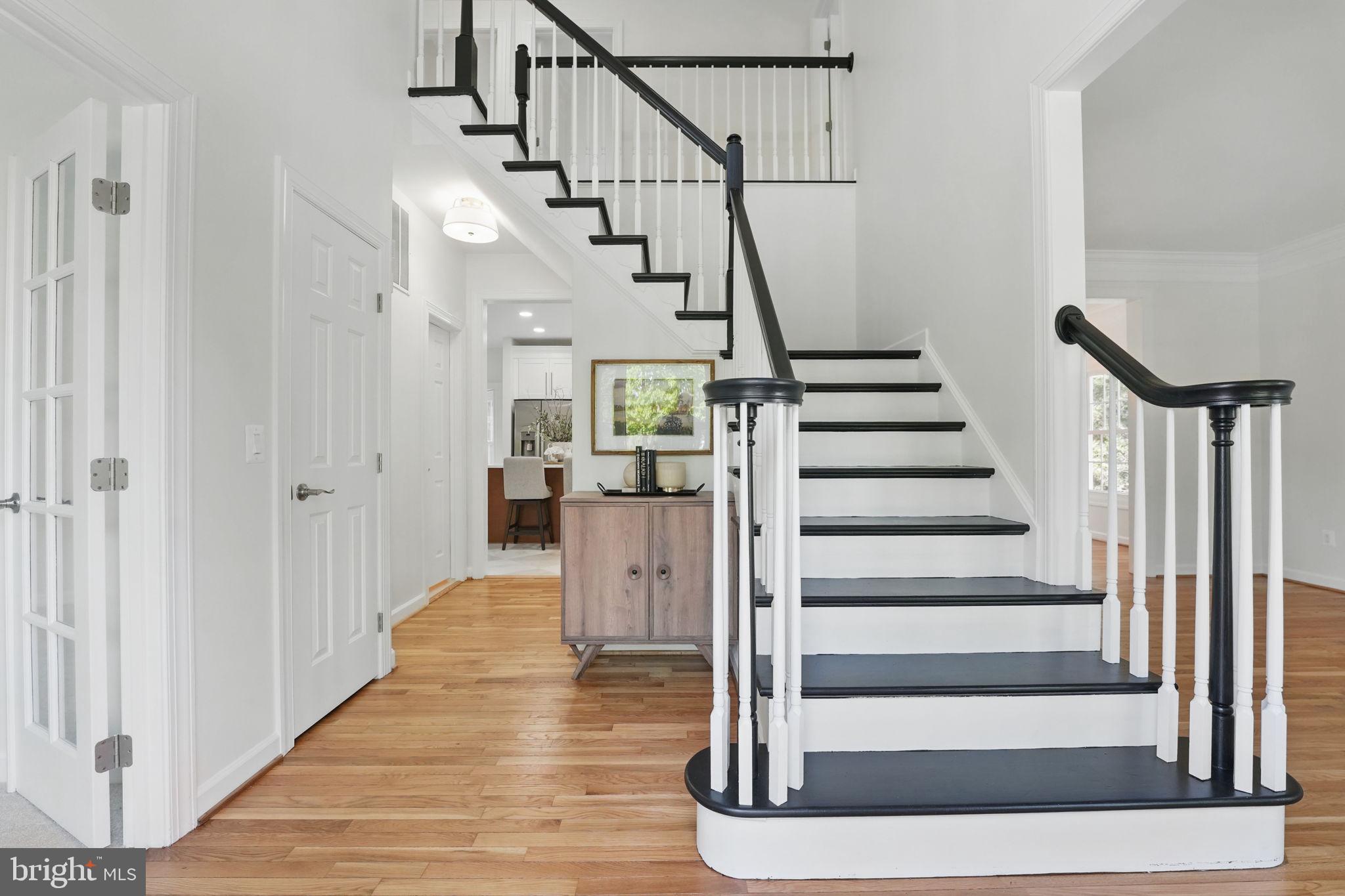 SOUTH RIDING - Residential