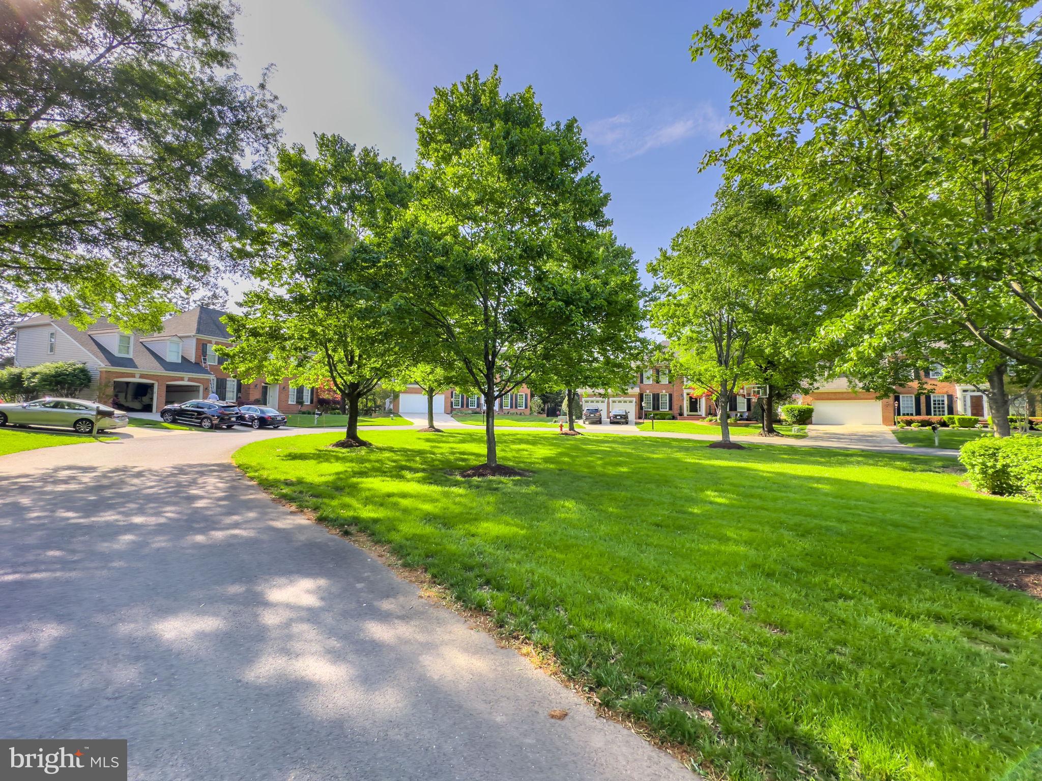 SOUTH RIDING - Residential