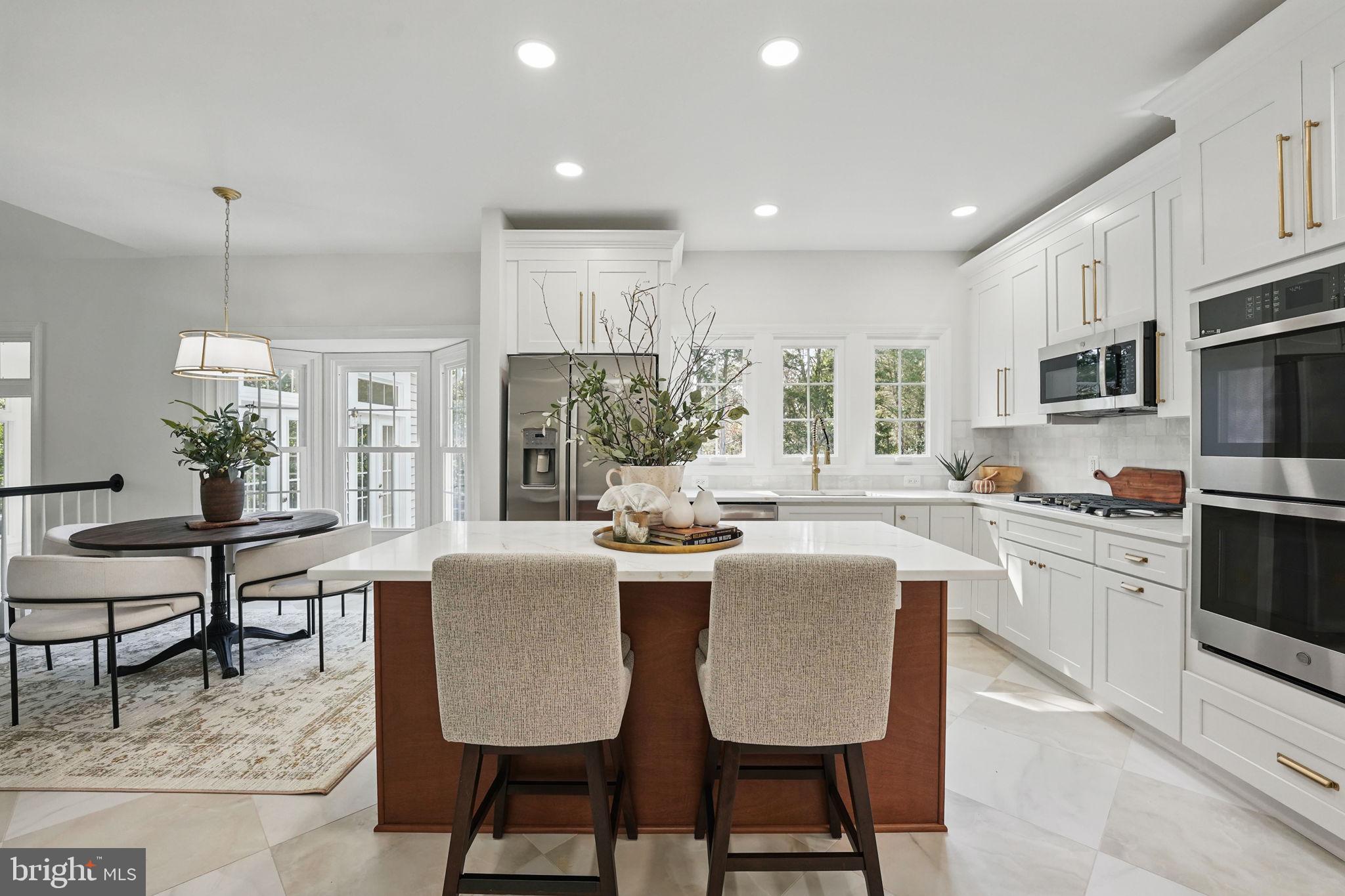 SOUTH RIDING - Residential