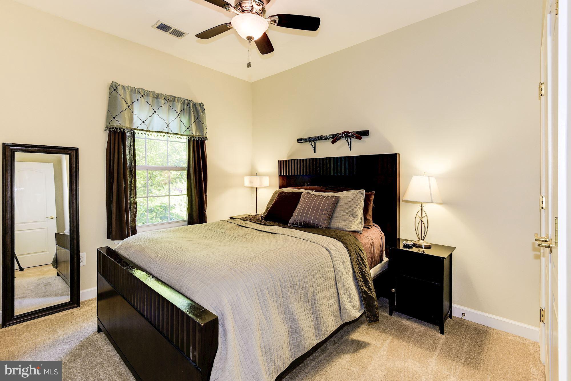KING FARM BAILEYS COMMON - Residential