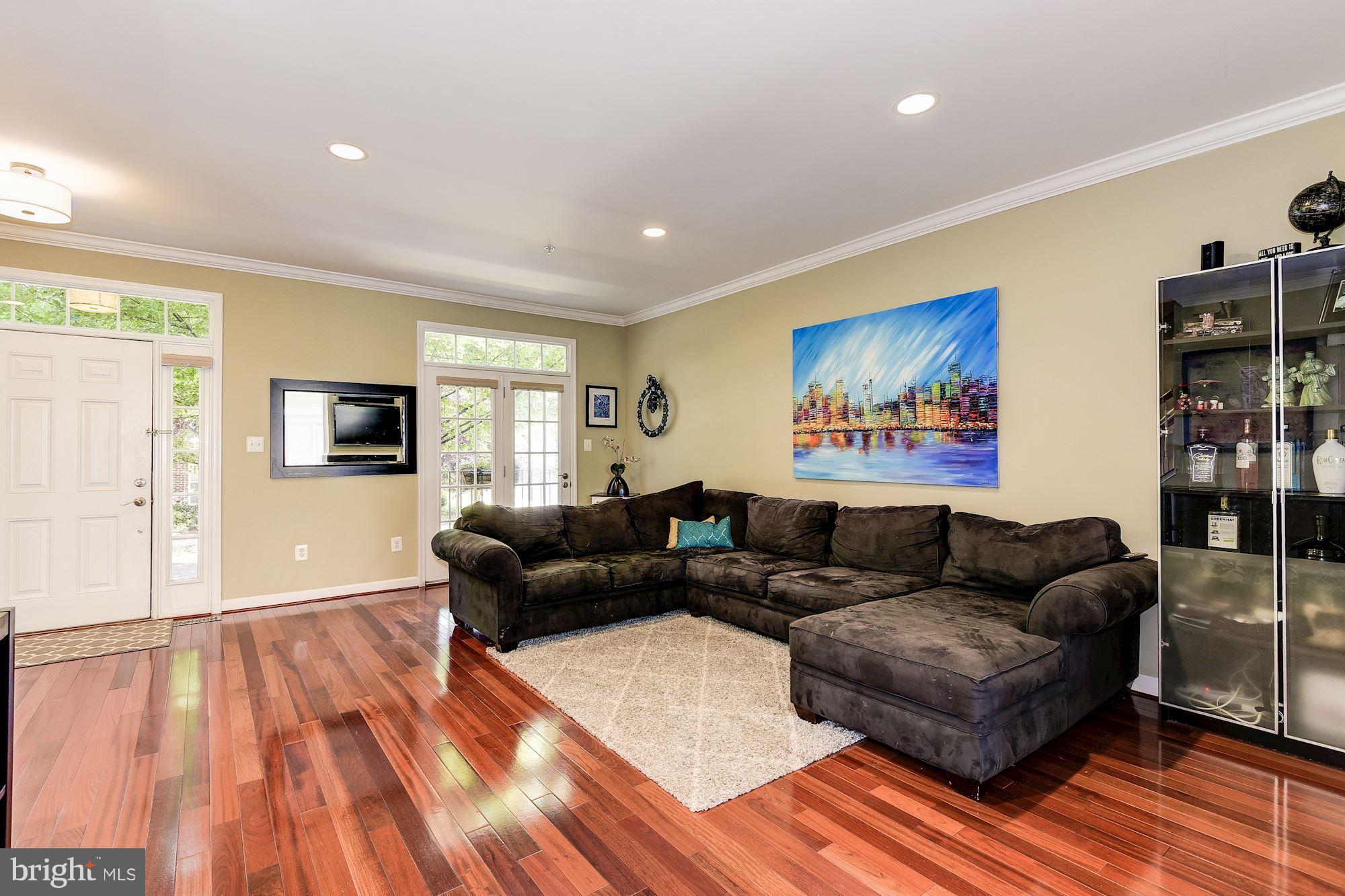 KING FARM BAILEYS COMMON - Residential