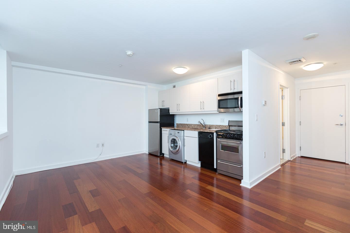 RITTENHOUSE SQUARE - Residential Lease