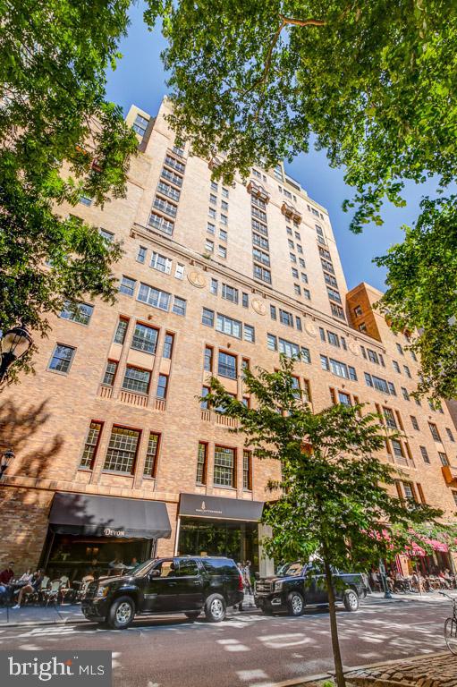 RITTENHOUSE SQUARE - Residential Lease